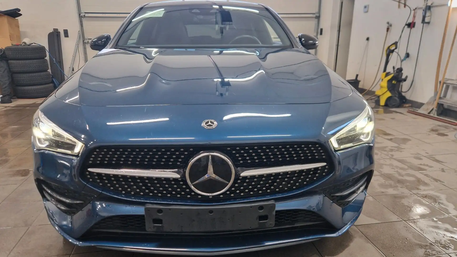 Mercedes-Benz CLA 200 AMG Multibeam Pano Blau - 2