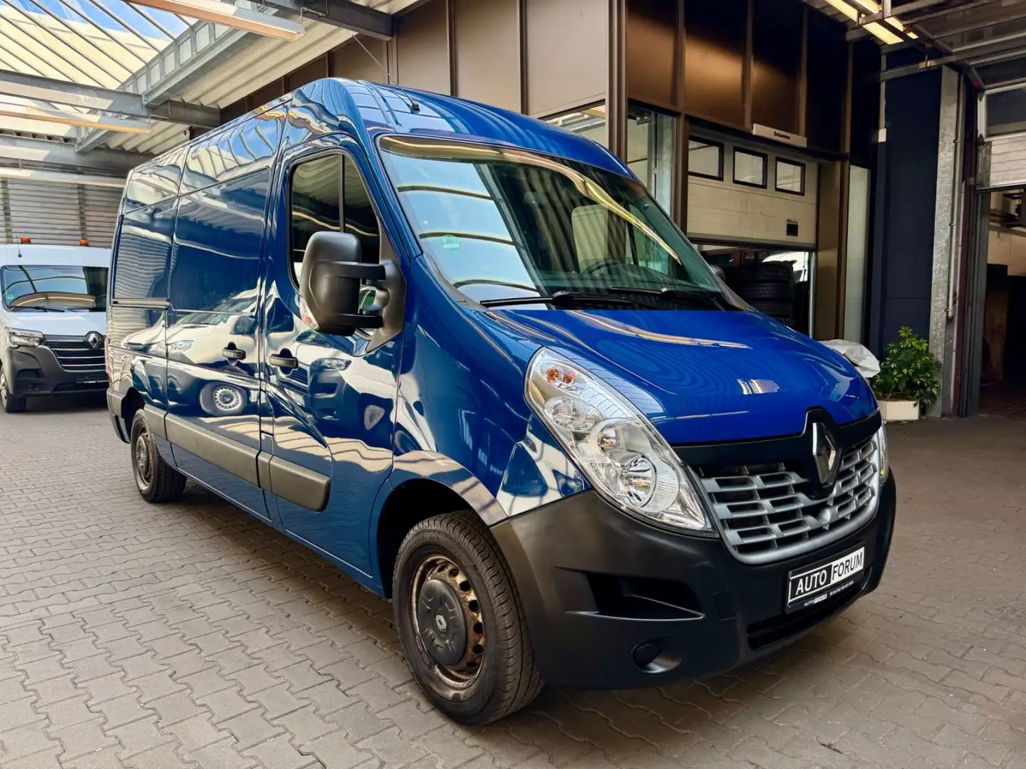 Renault Master 2.3 dCi L2H2 3,5t WERKSTATT REGALE KLIMA Blau - 2