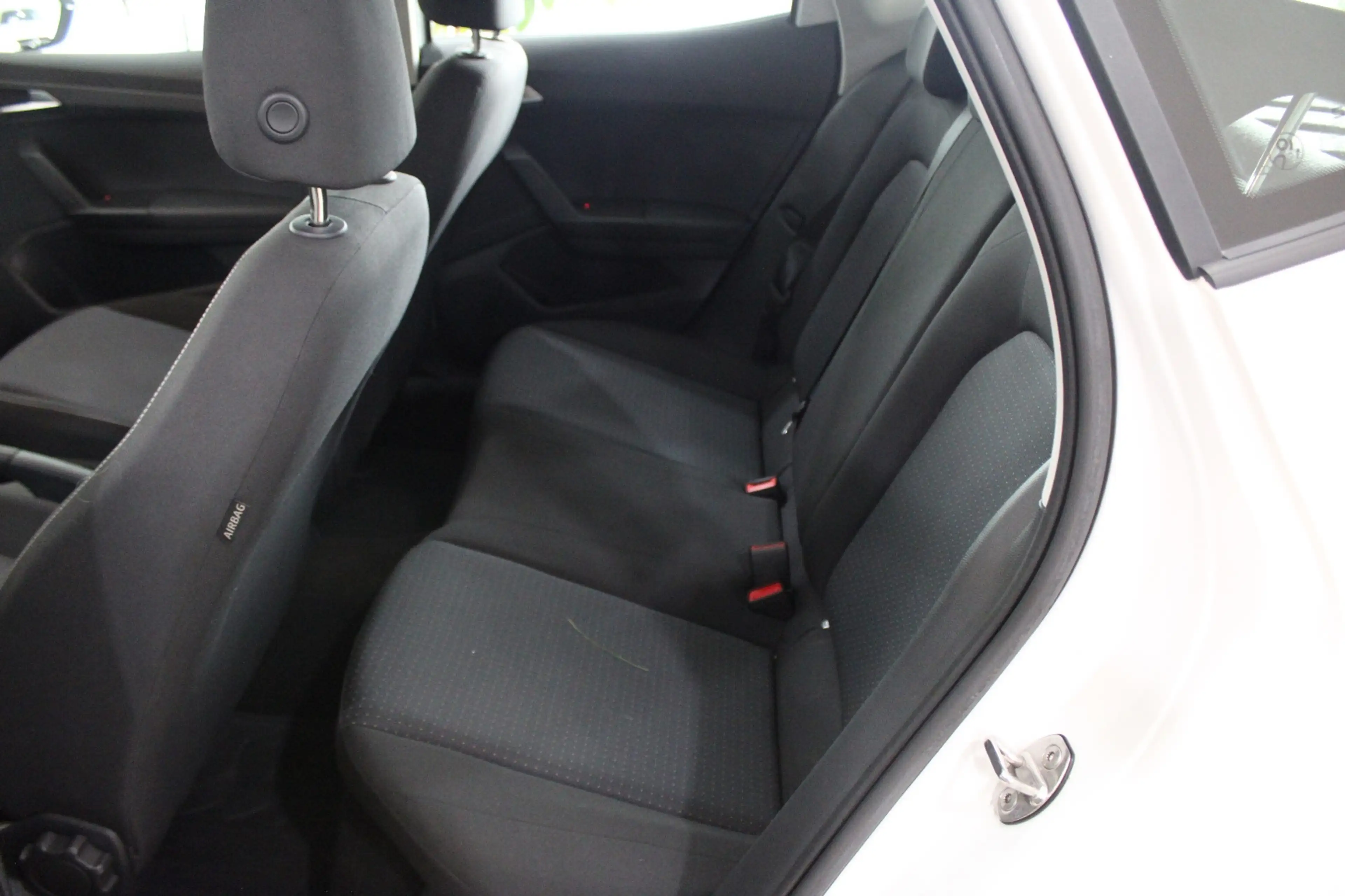 SEAT Arona 1.0 TSI Style 1.Hand*Carplay — photo 25