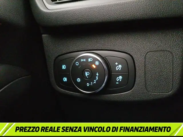 Ford Focus view 27
