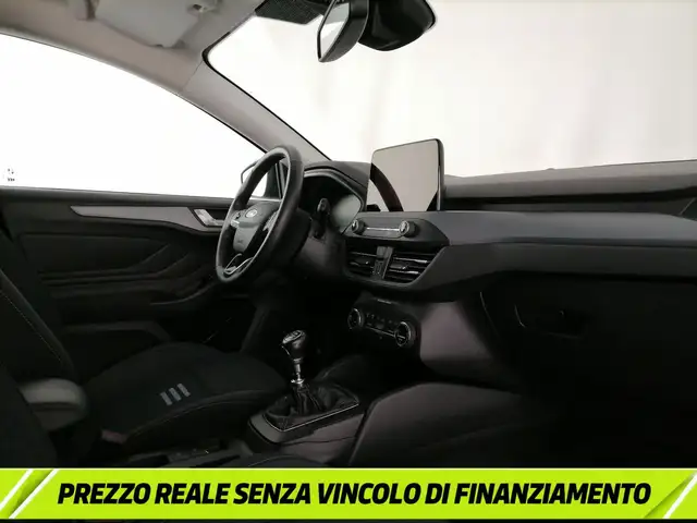 Ford Focus view 7