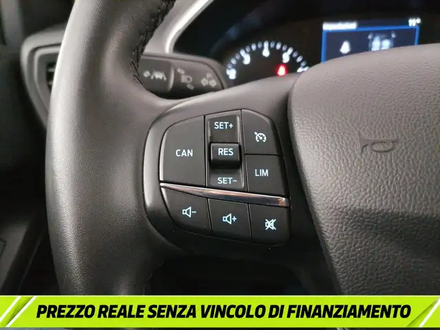 Ford Focus view 24