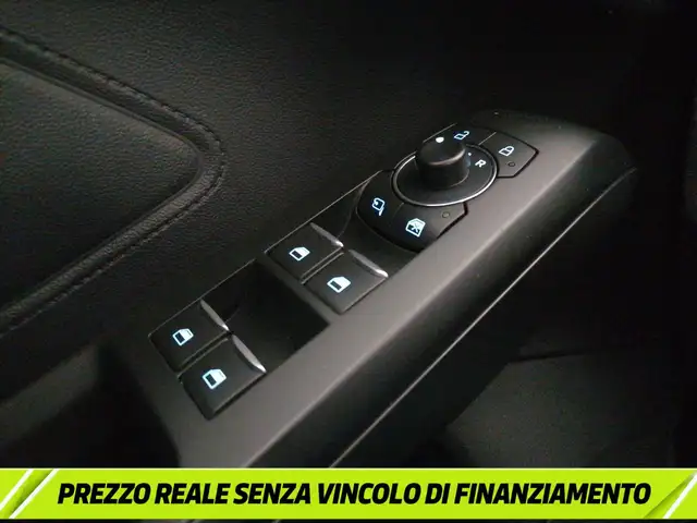 Ford Focus view 26