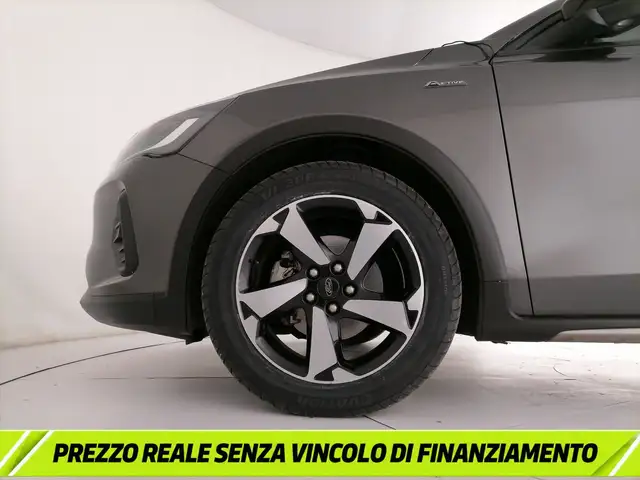 Ford Focus view 28