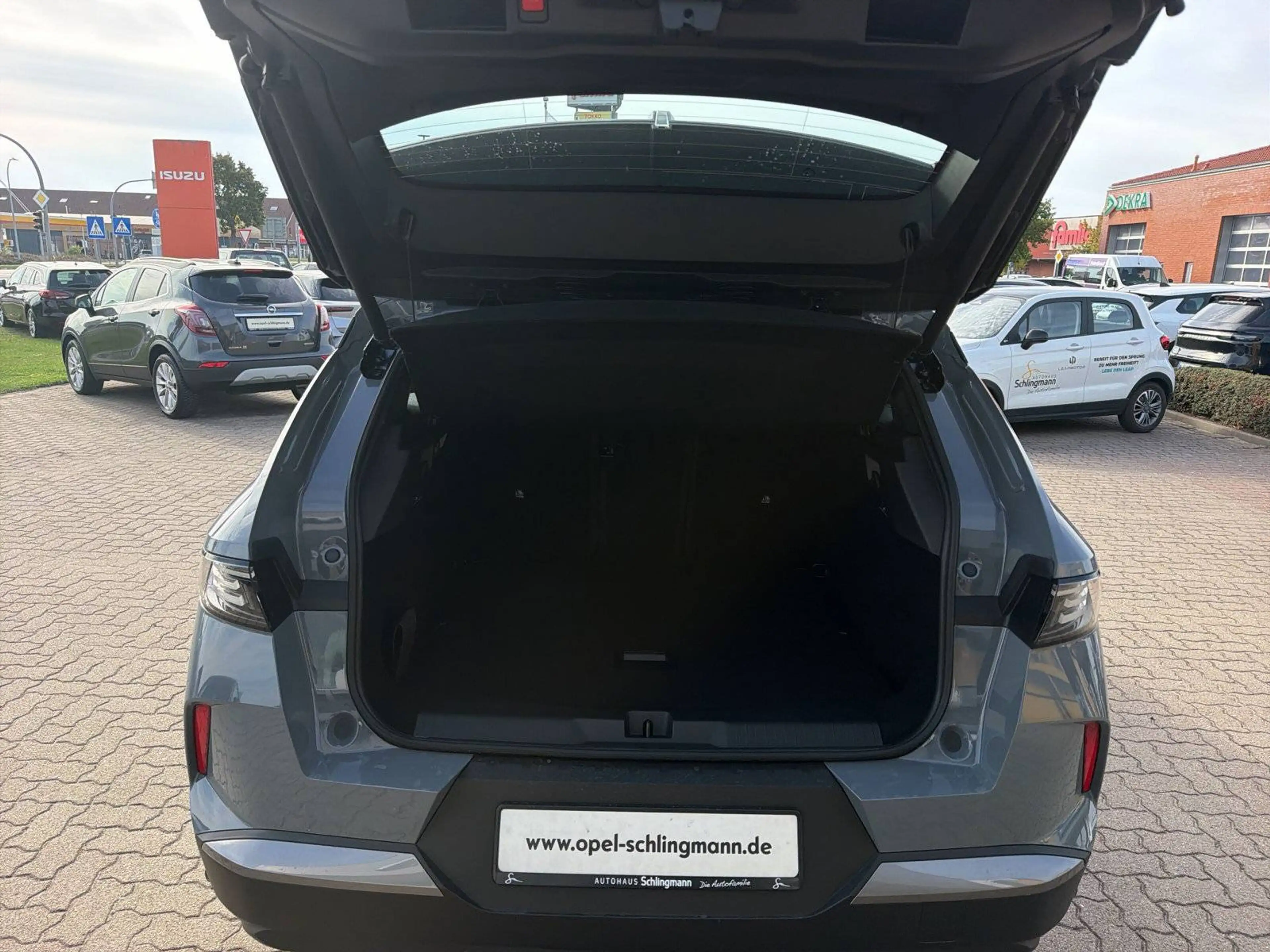 Opel Grandland 1.2 48V Mild- Hybrid 107 kW Edition — photo 10