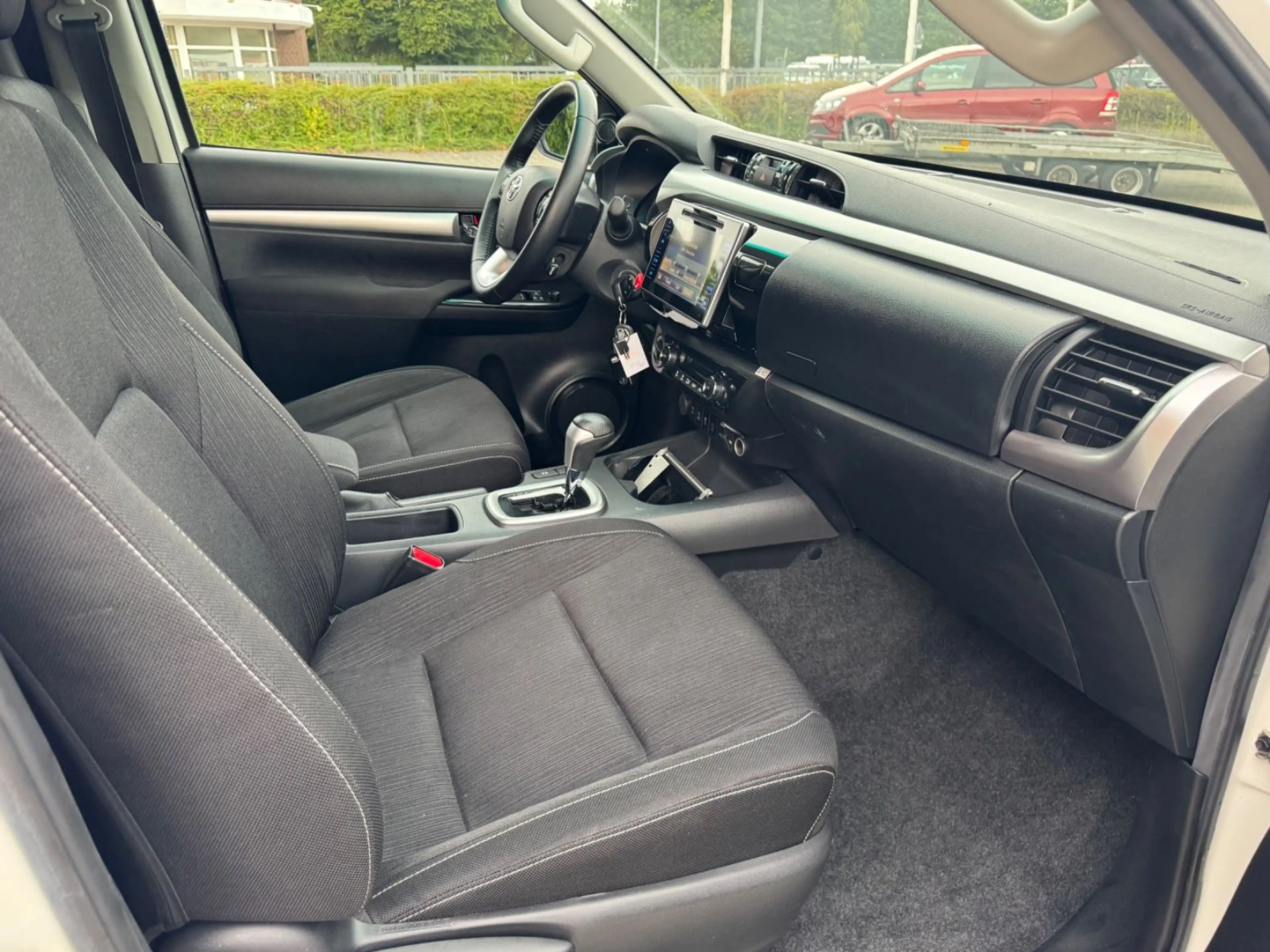 Toyota Hilux Double Cab Duty 4x4*R-KAMERA*AHK* — photo 15