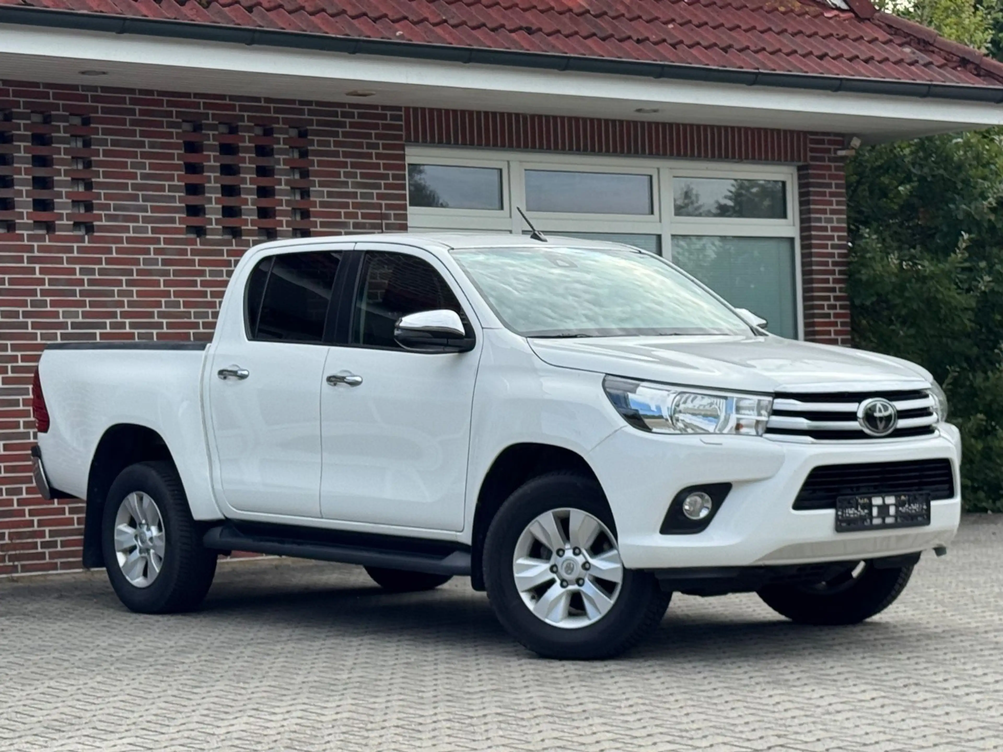 Toyota Hilux Double Cab Duty 4x4*R-KAMERA*AHK* — photo 4