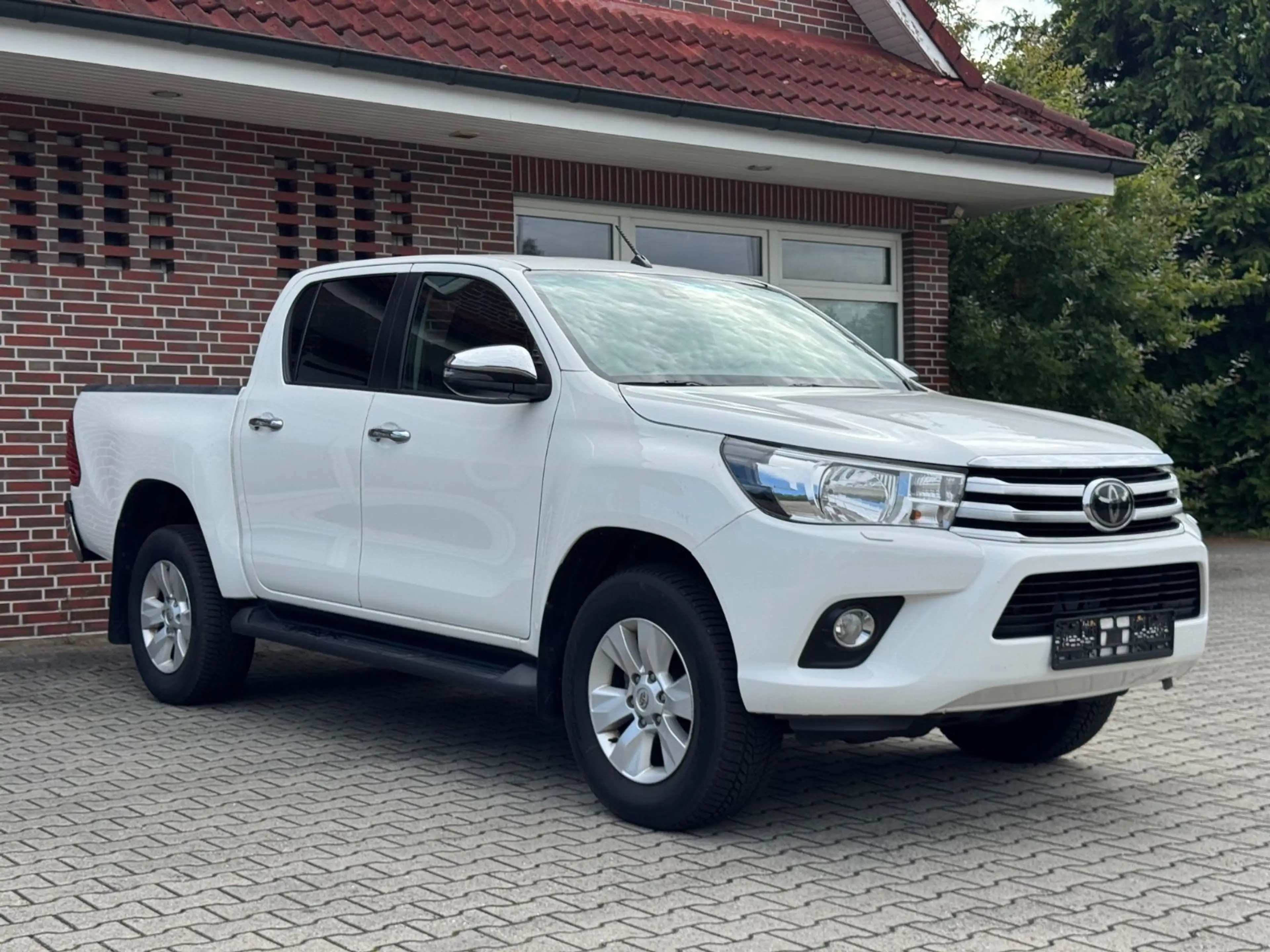 Toyota Hilux Double Cab Duty 4x4*R-KAMERA*AHK* — photo 7