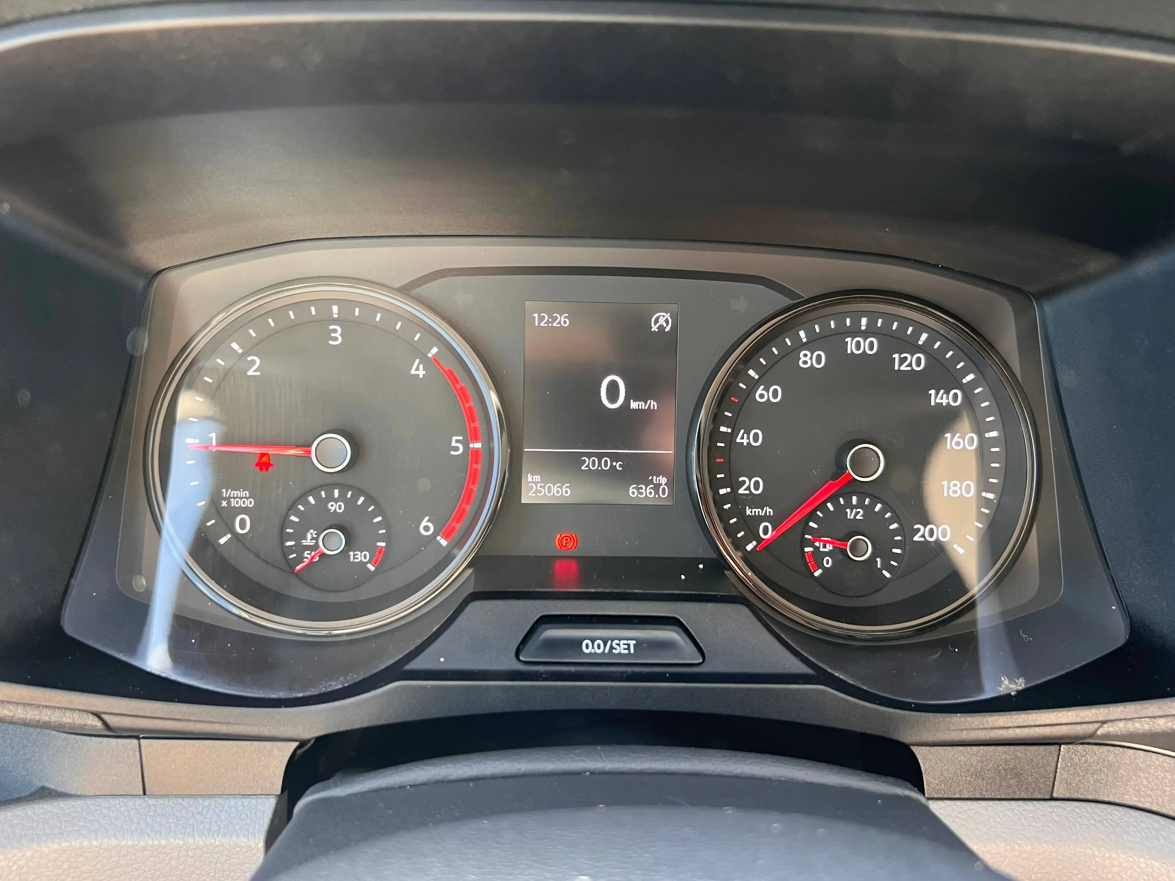 Volkswagen Crafter 35 mittellang Hochdach FWD EcoProfi — photo 14