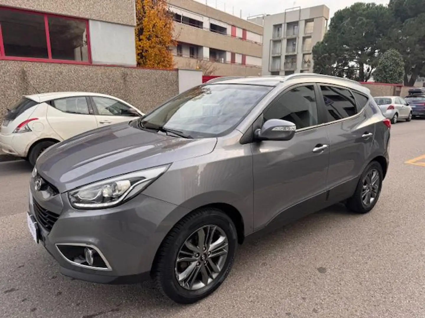Hyundai iX35 1.6  BENZINA  PERFETTA   !!!!! Grigio - 2