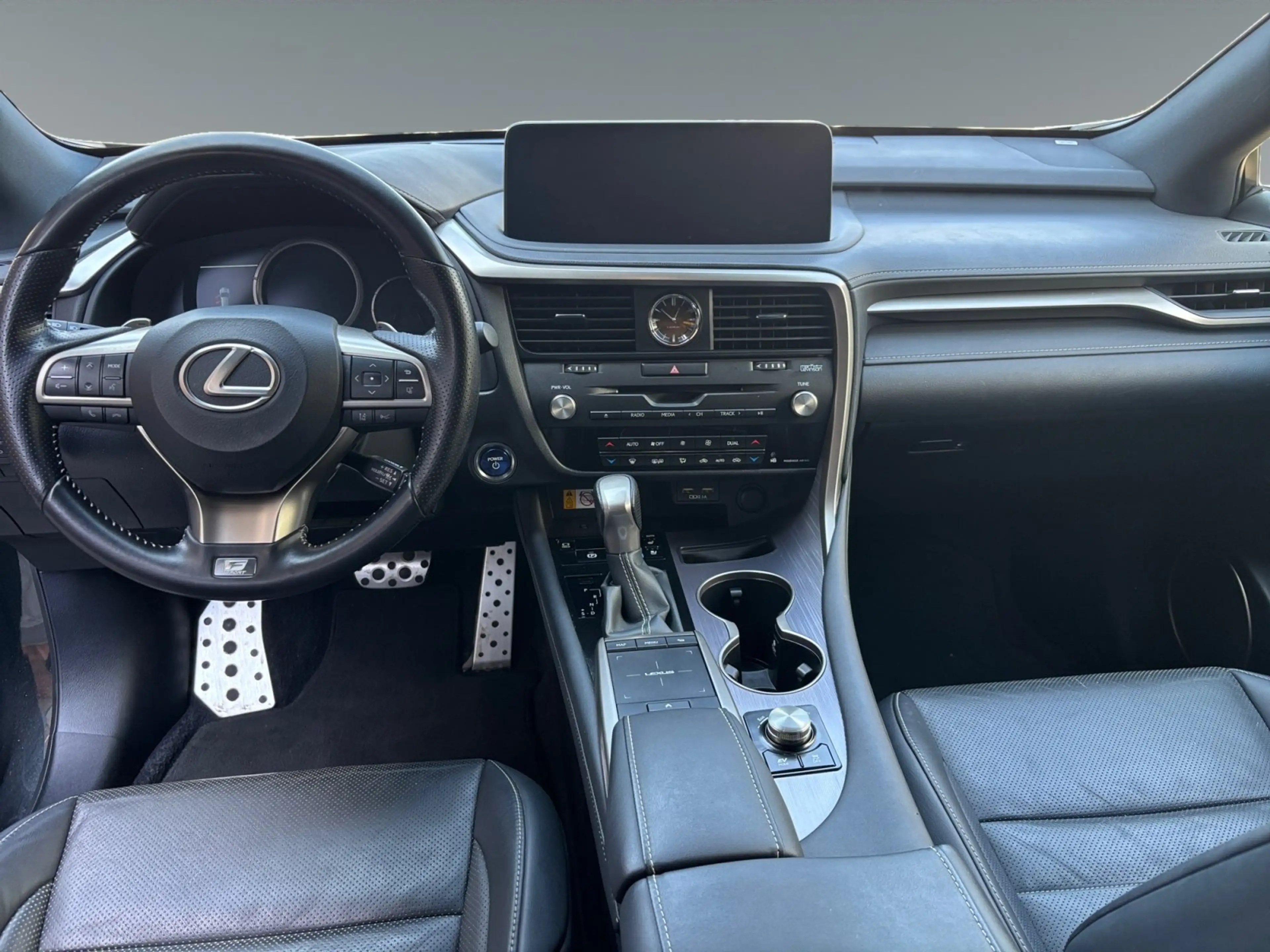 Lexus RX 450h E-Four F-Sport 8FACH/PANO/360 — photo 11