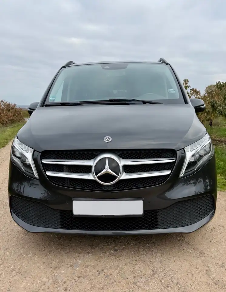 Mercedes-Benz V 250