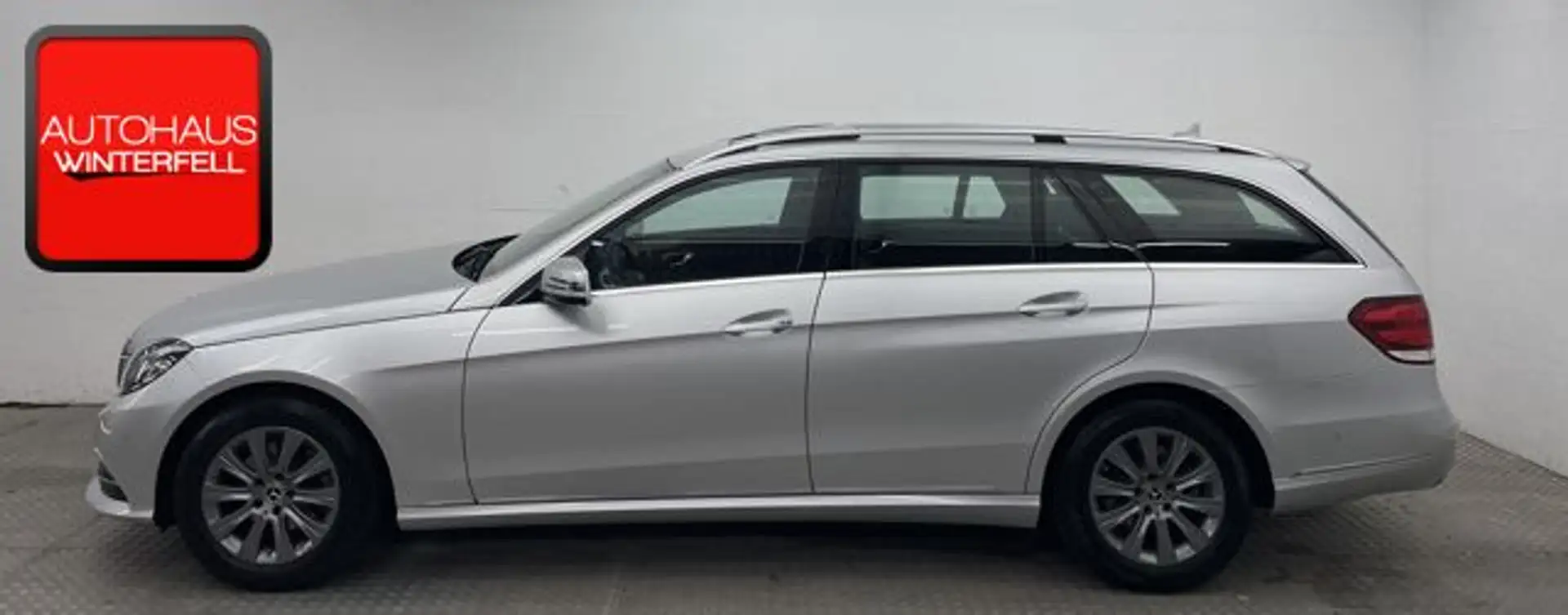 Mercedes-Benz E 220 T CDI ELEGANCE GLASDACH+LED+COMAND+KAMERA+ Silber - 2