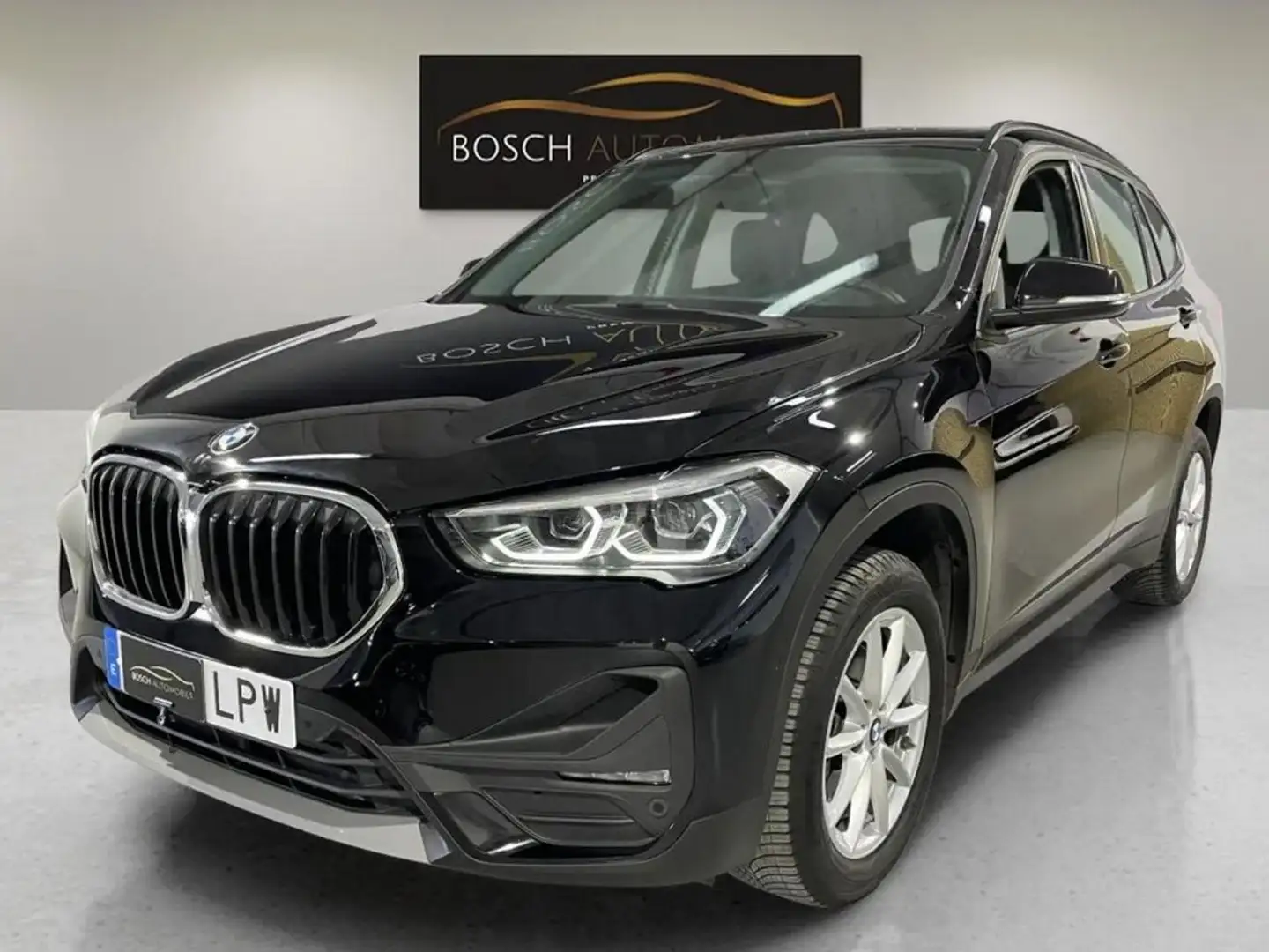 BMW X1 sDrive18d 150cv Aut. Negro - 1