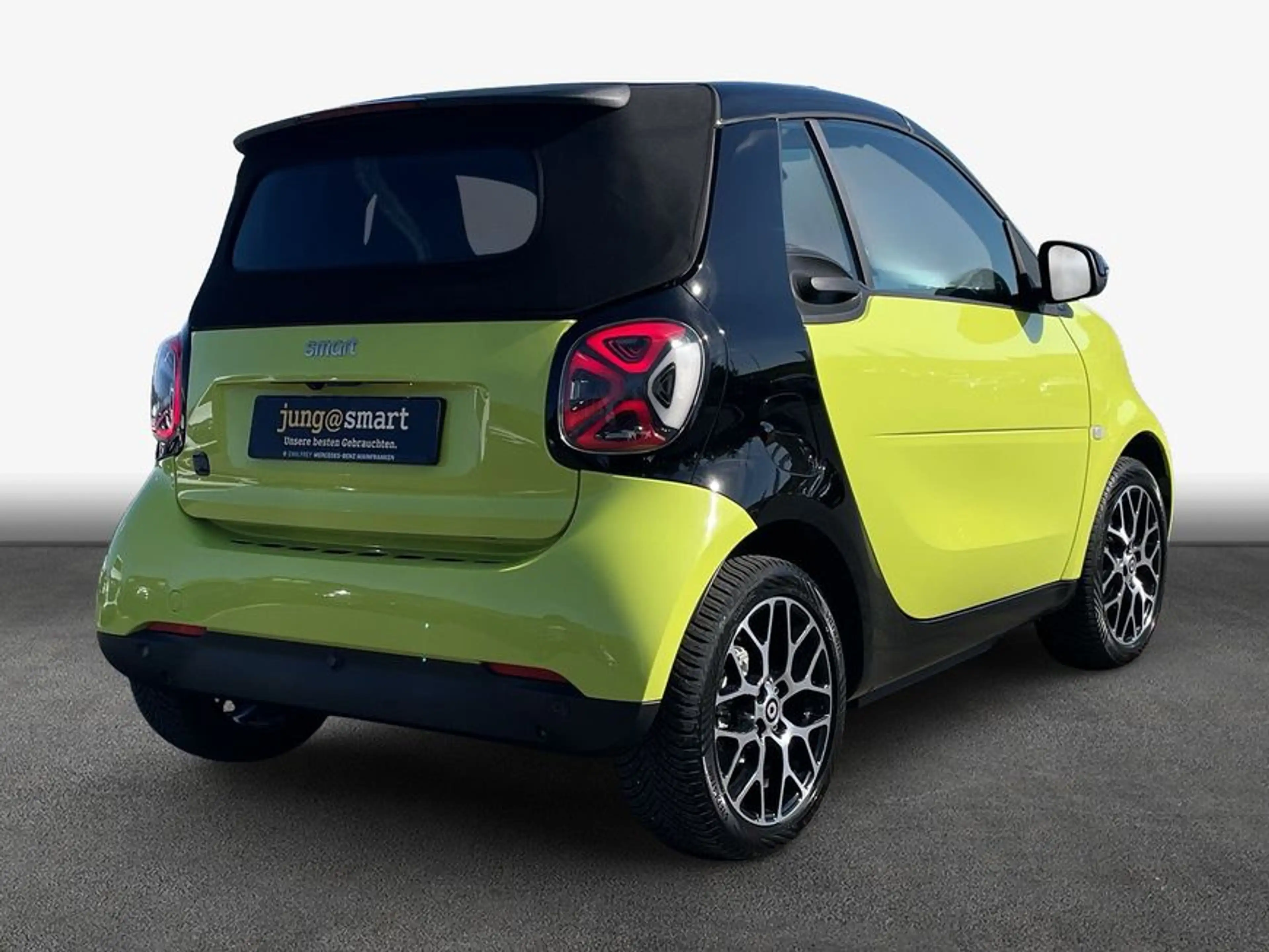 smart forTwo fortwo cabrio EQ prime Exclusive 22KW-Lader — photo 2