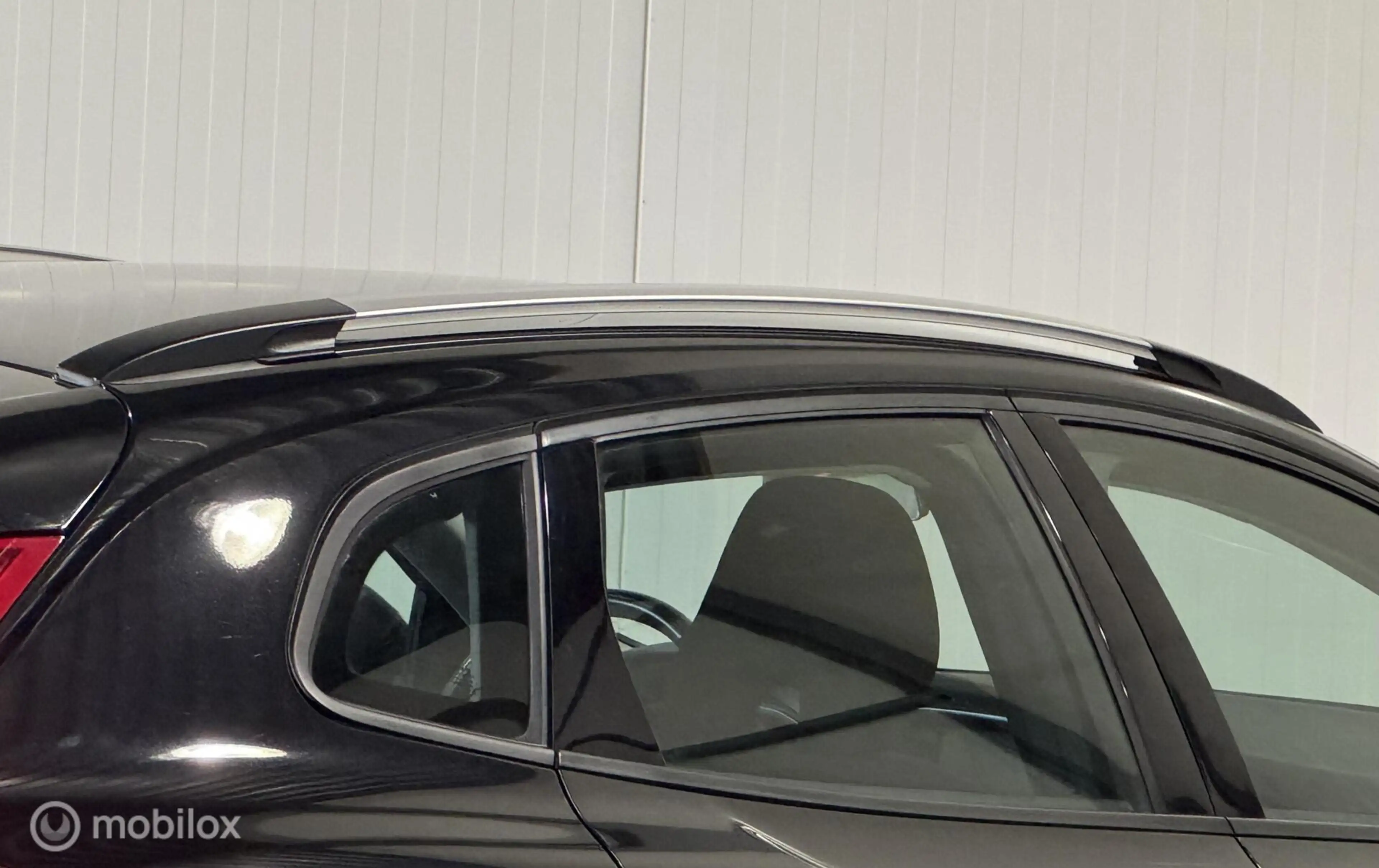 Volvo V40 Cross Country 1.6 D2 Momentum — photo 23