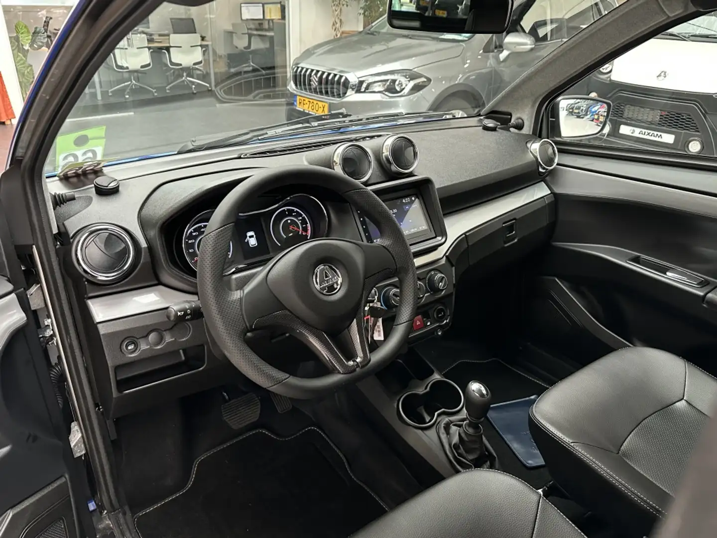 Aixam Crossover Premium [ APPLE CARPLAY I CAMERA I DIESEL I HOGE I Blauw - 2