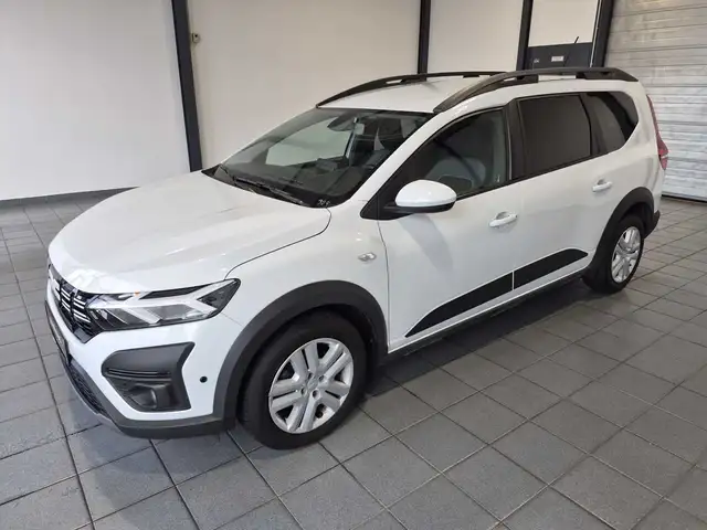 Dacia Jogger view 3