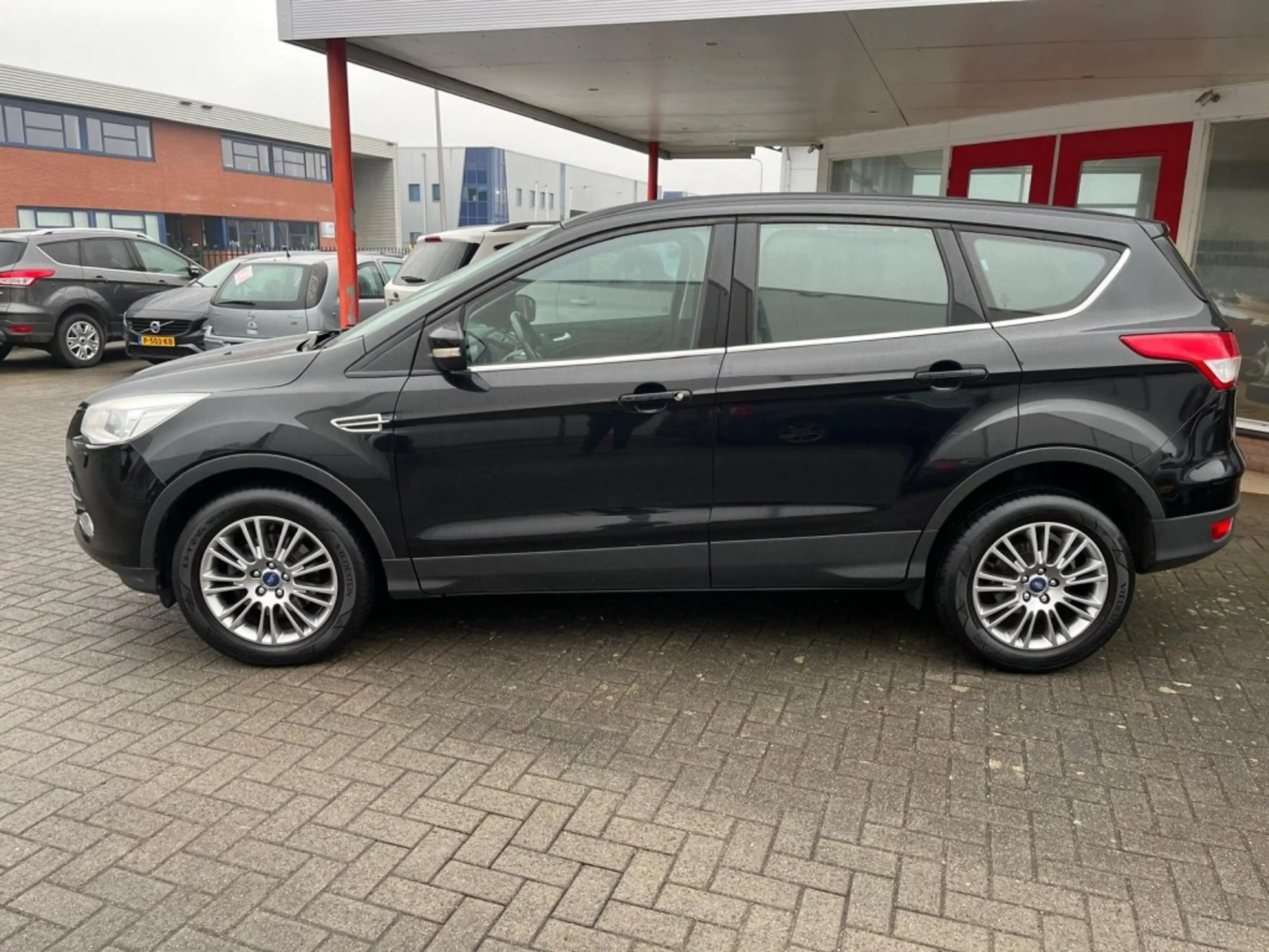 Ford Kuga 1.6 150PK eccoboost Bluetooth Nieuwe Distributie — photo 2