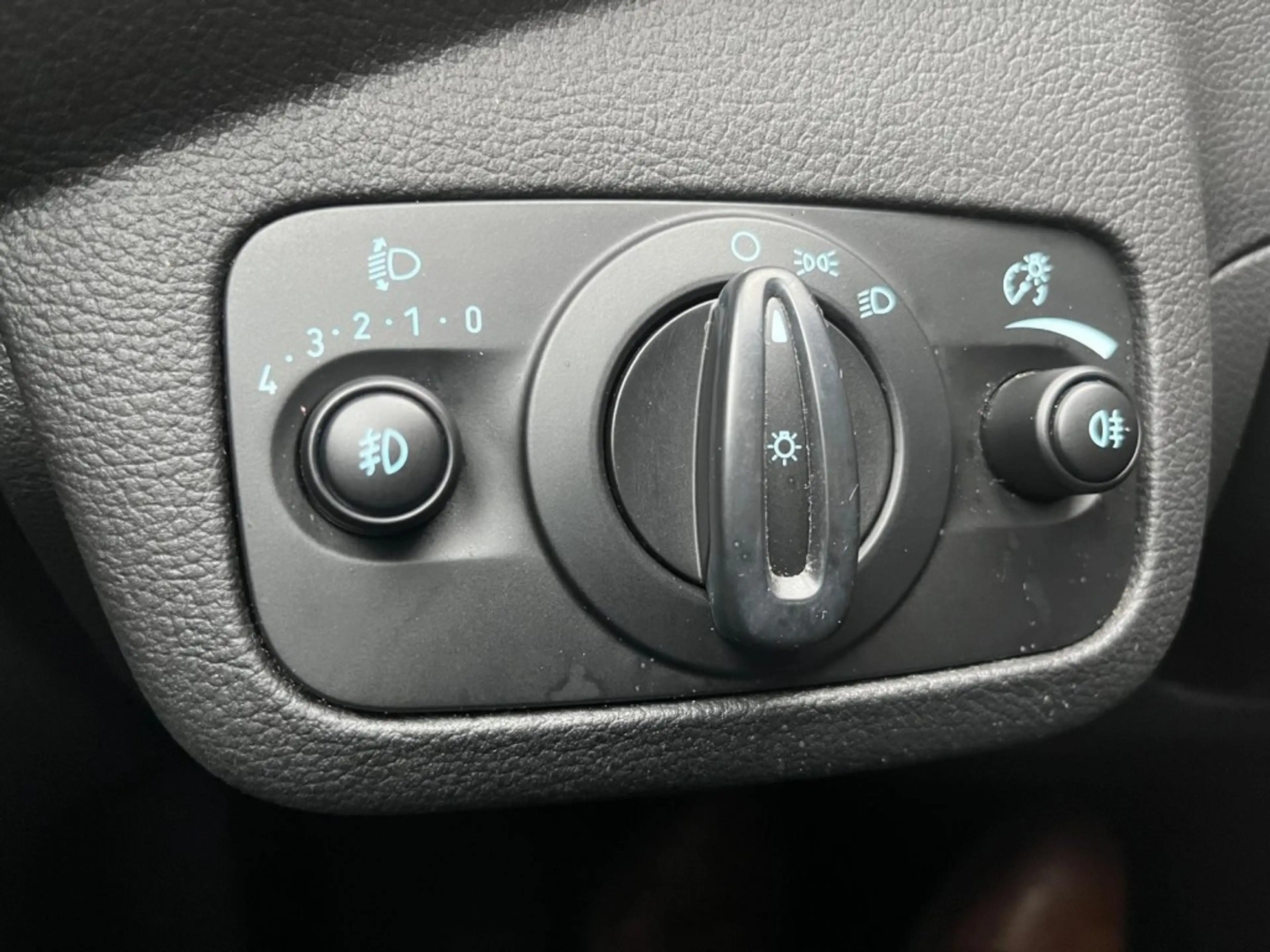 Ford Kuga 1.6 150PK eccoboost Bluetooth Nieuwe Distributie — photo 9