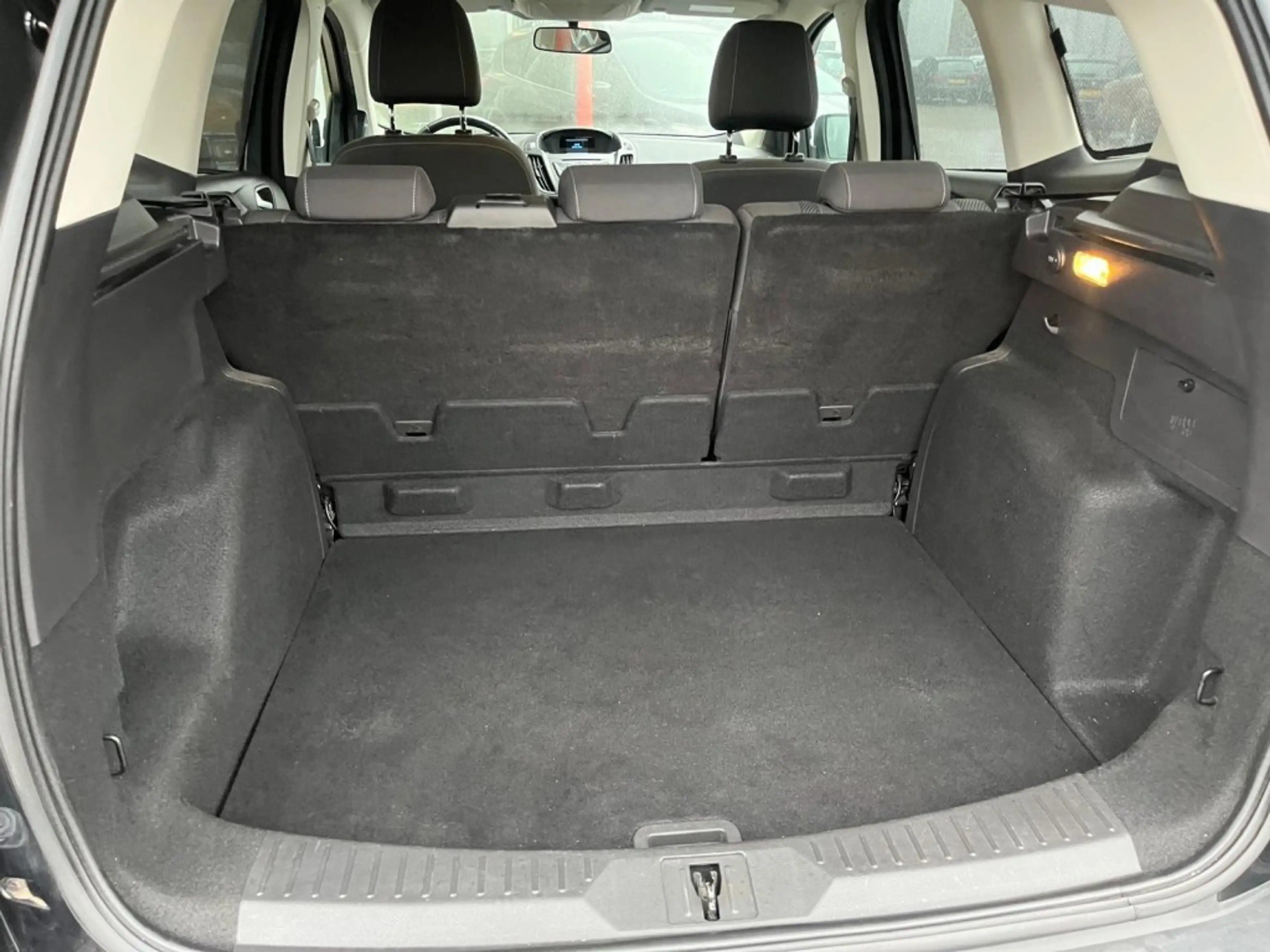 Ford Kuga 1.6 150PK eccoboost Bluetooth Nieuwe Distributie — photo 11