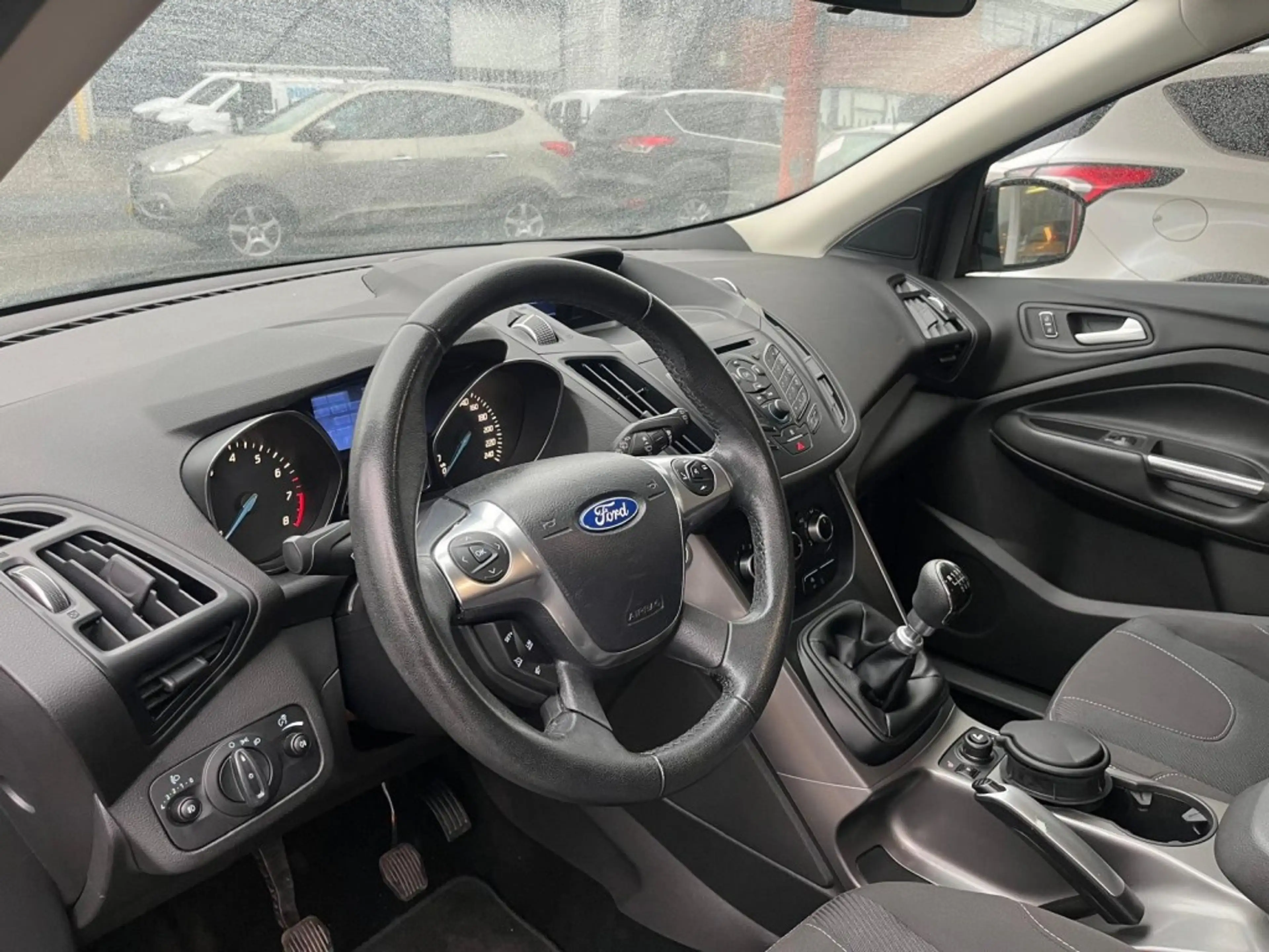 Ford Kuga 1.6 150PK eccoboost Bluetooth Nieuwe Distributie — photo 3