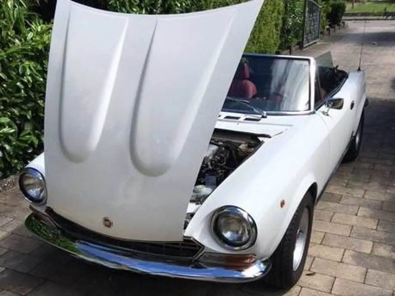 Fiat 124 Spider Cabrio, foto 4