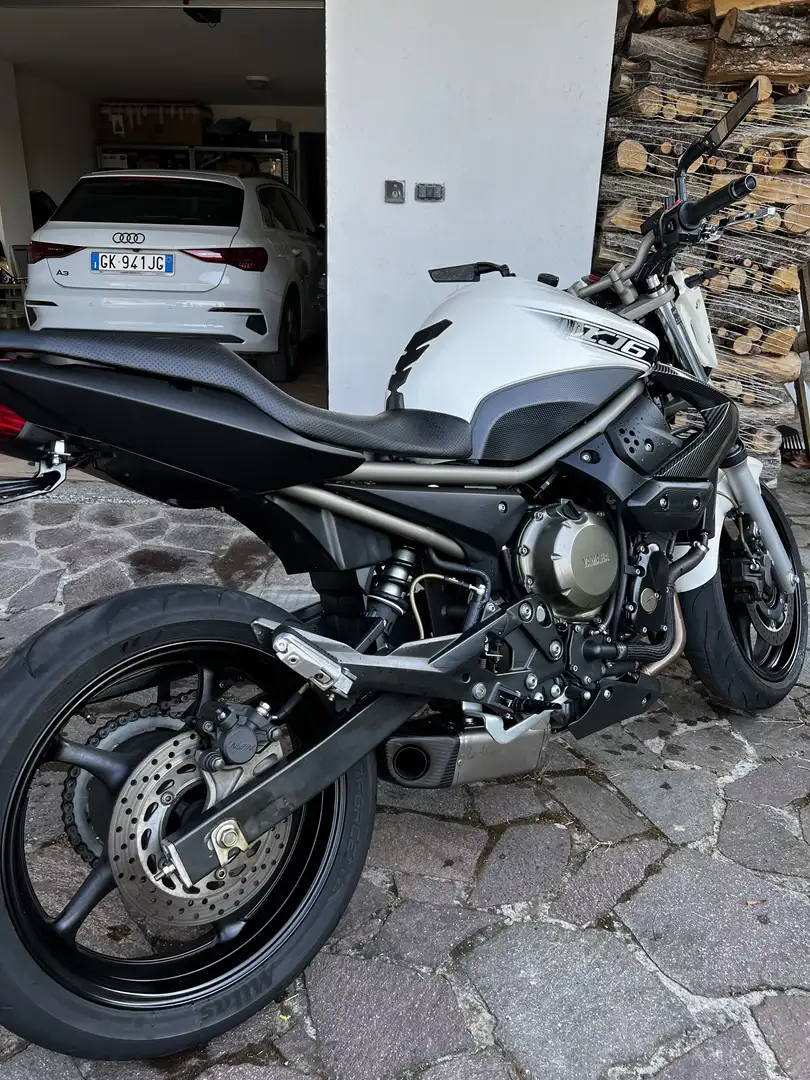Yamaha XJ 6 - 2