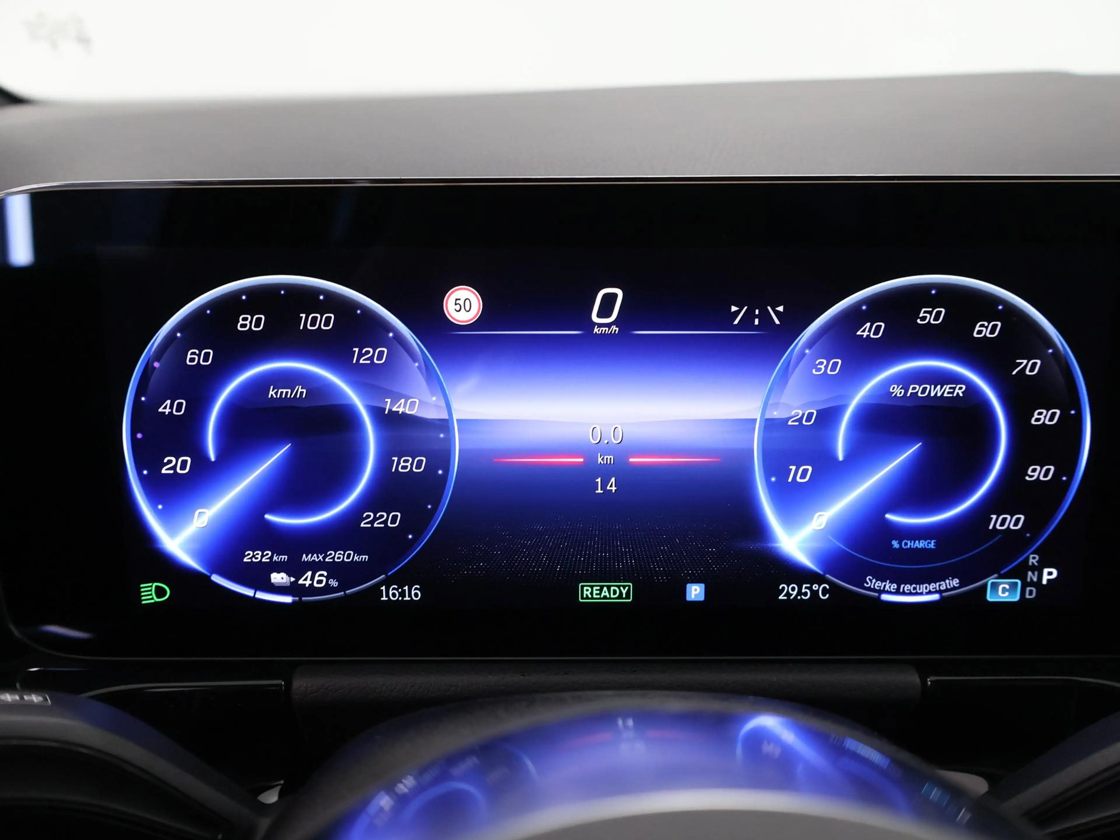 Mercedes-Benz EQA 250 250+ Business Solution Luxury 71 kWh | Panoramasch — photo 12