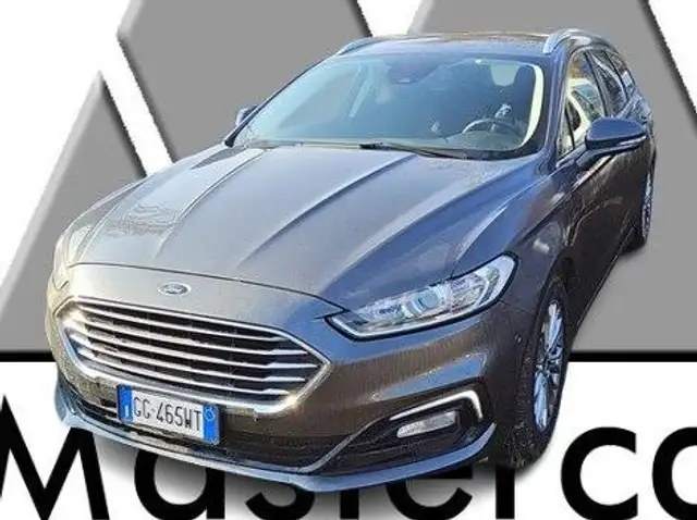 Ford Mondeo Mondeo SW 2.0 full hybrid Business - GG465WT