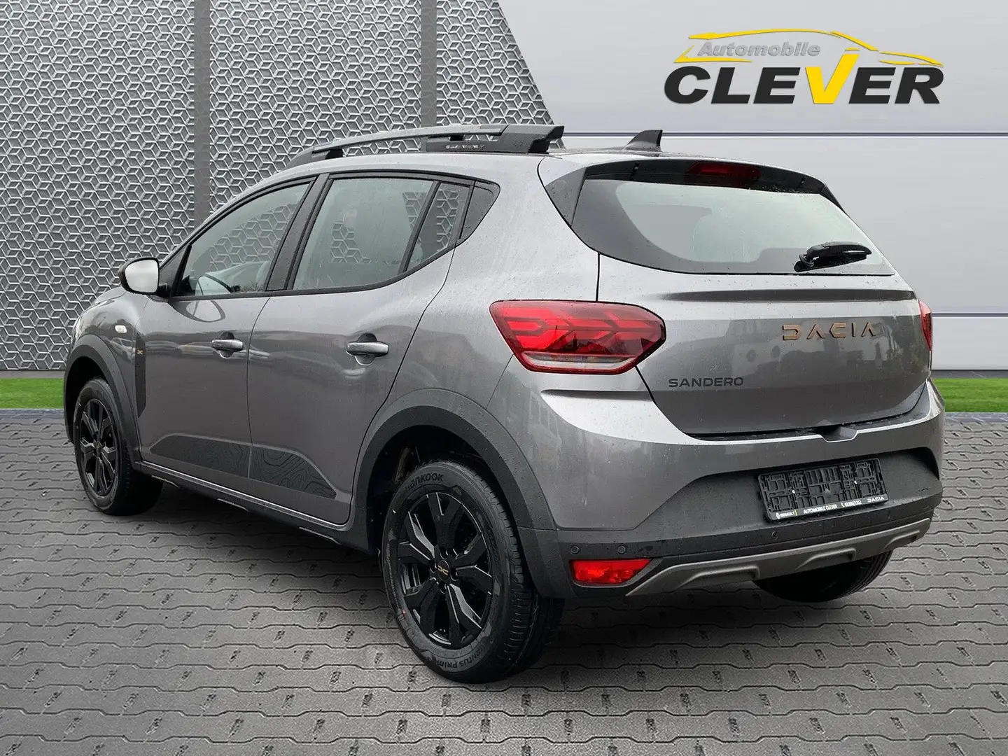 Dacia Sandero Stepway Extreme TCe 110 Navi PDC Kamera Gris - 2