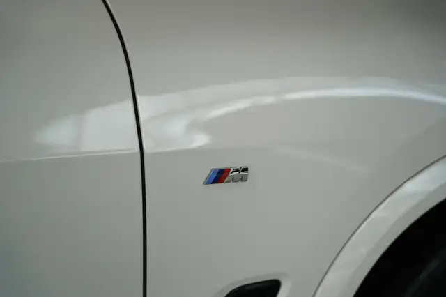 BMW X5 view 13