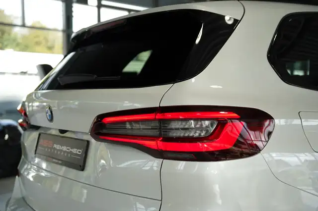 BMW X5 view 15