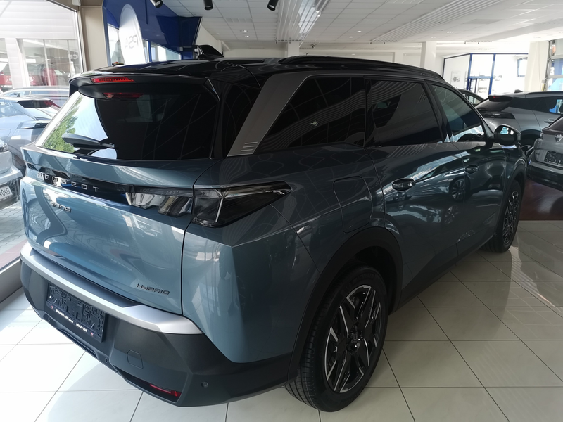 Peugeot 5008 5008 mHEV 145 e-DCS6 Aut. GT — photo 4