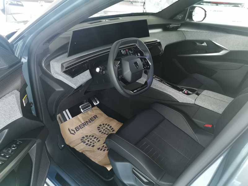 Peugeot 5008 5008 mHEV 145 e-DCS6 Aut. GT — photo 7