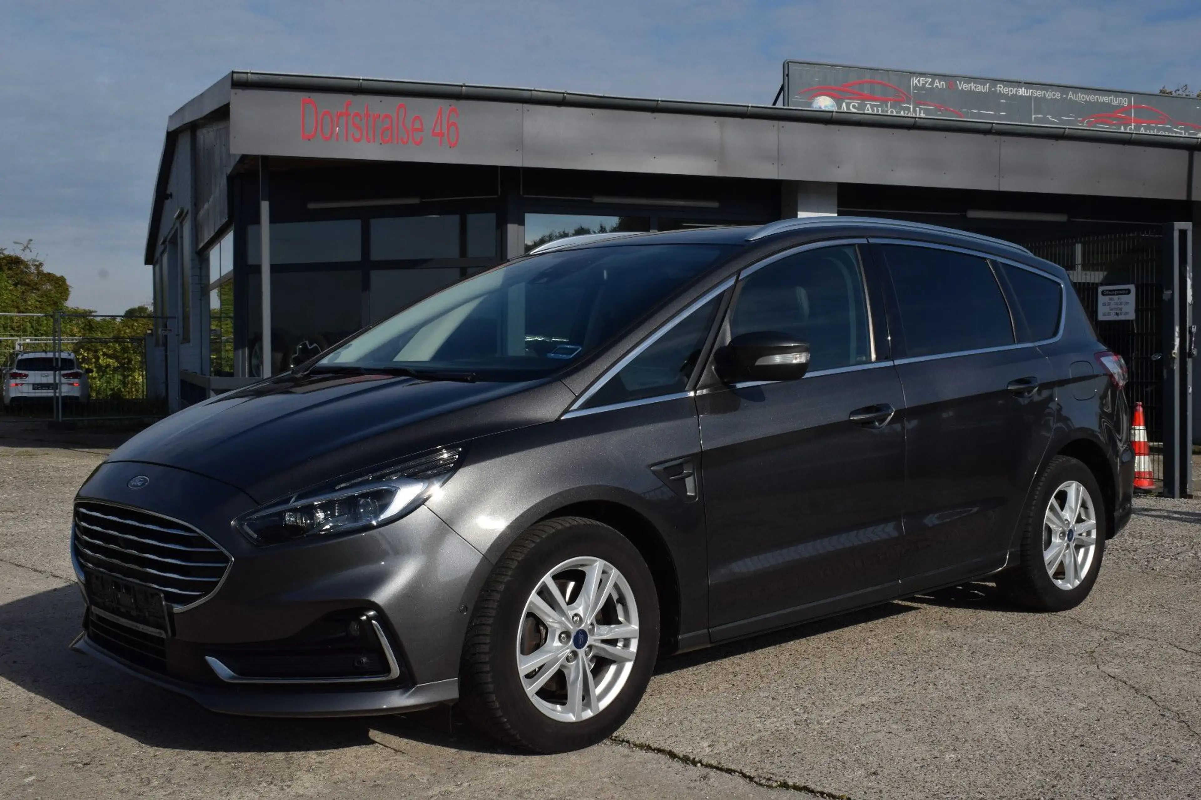 Ford S-Max S-MAX Titanium 7 SITZE — photo 4