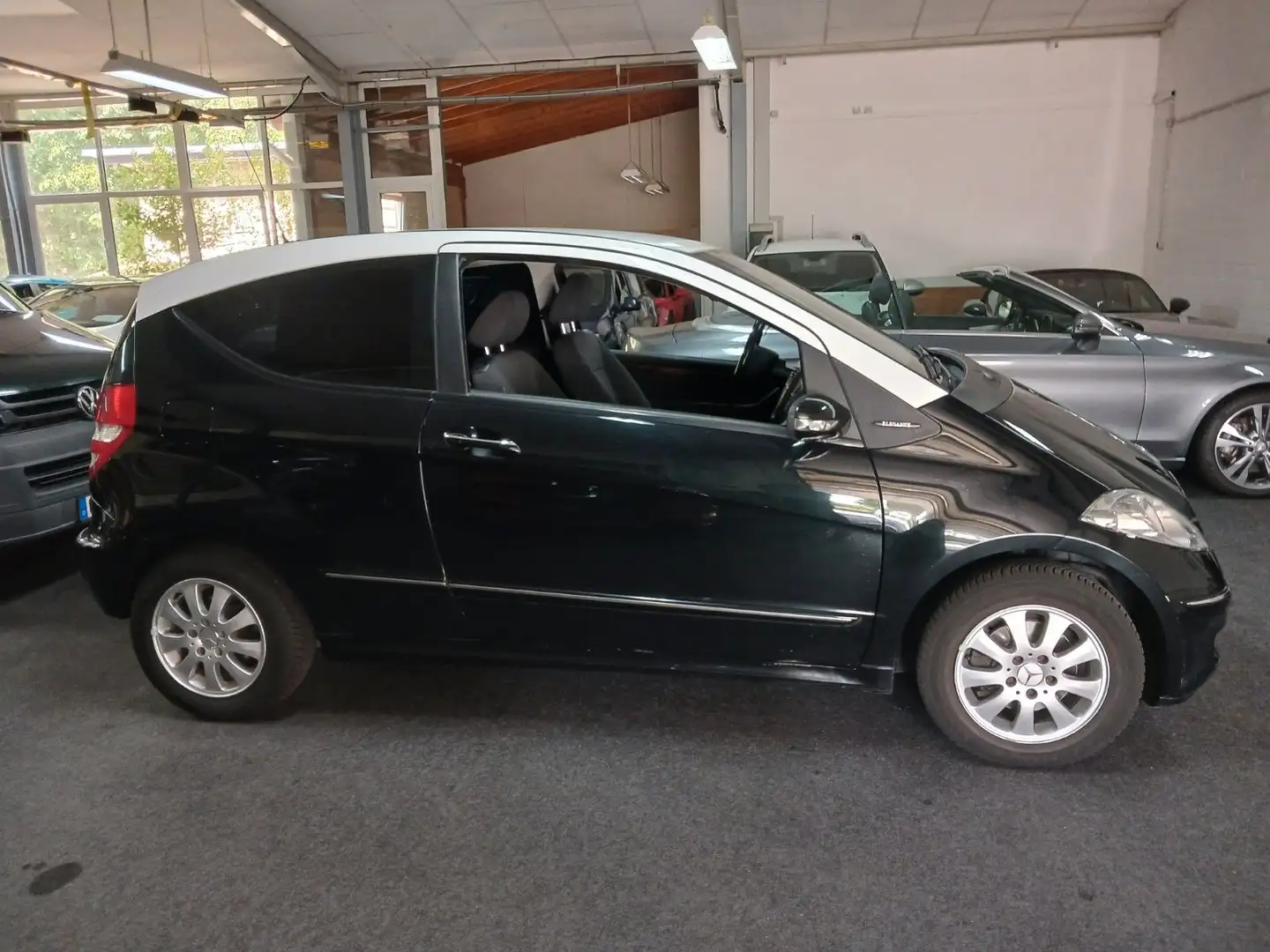 Mercedes-Benz A 170 KLIMA TÜV AU BLACK&WHITE Schwarz - 2