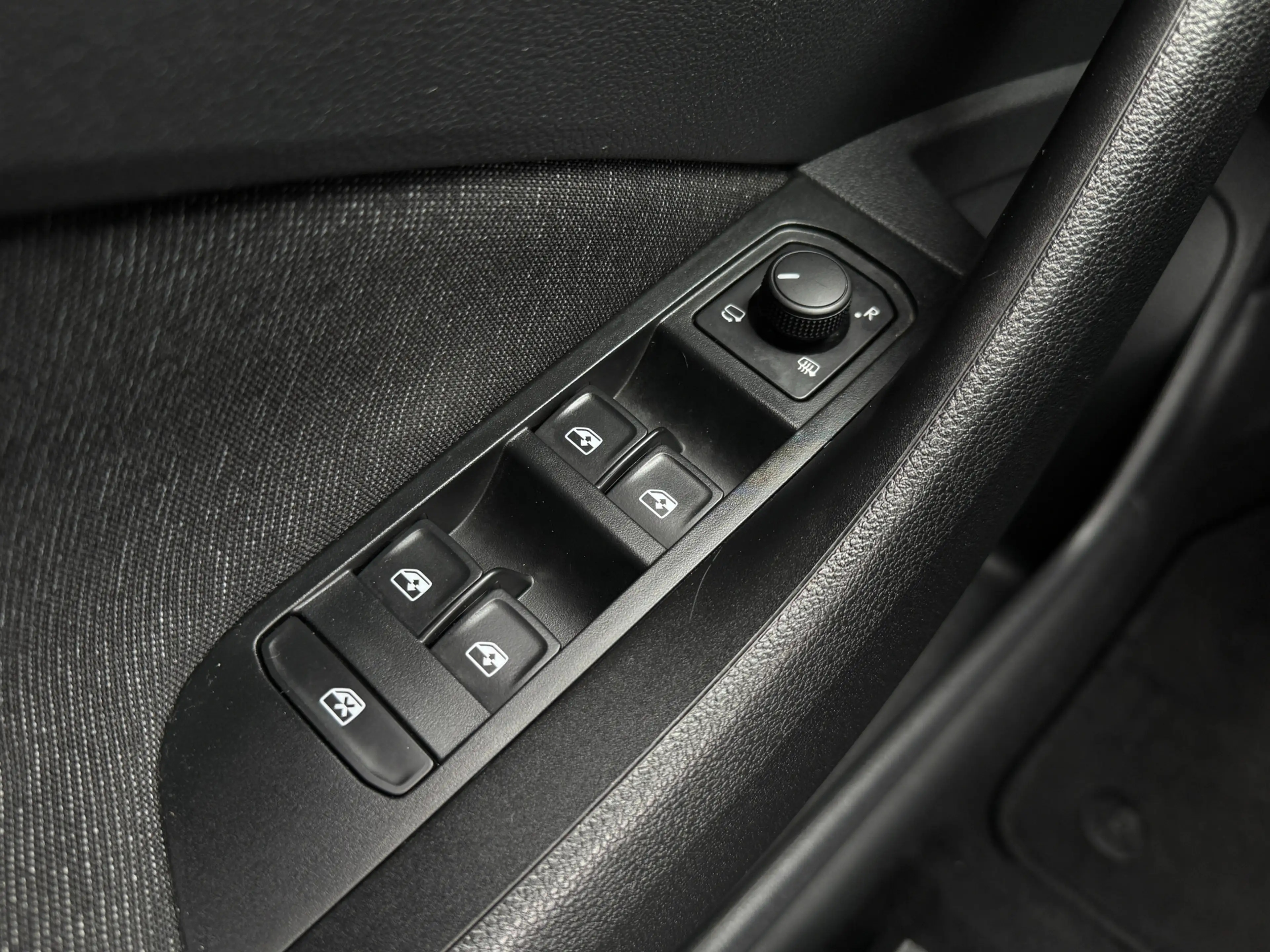 Skoda Kamiq 1.5 TSI 150PK ACT DSG BUSINESS EDITION CAMERA/NAVI — photo 17
