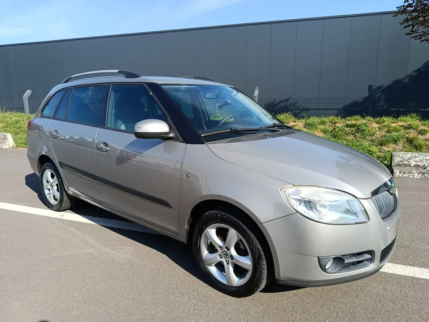 Skoda Fabia 1.4 TDi airco Beige - 2