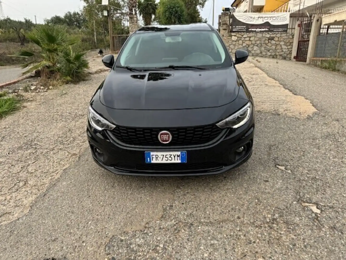 Fiat Tipo 1.6 Mjt S&S 5 porte S-Design Nero - 2