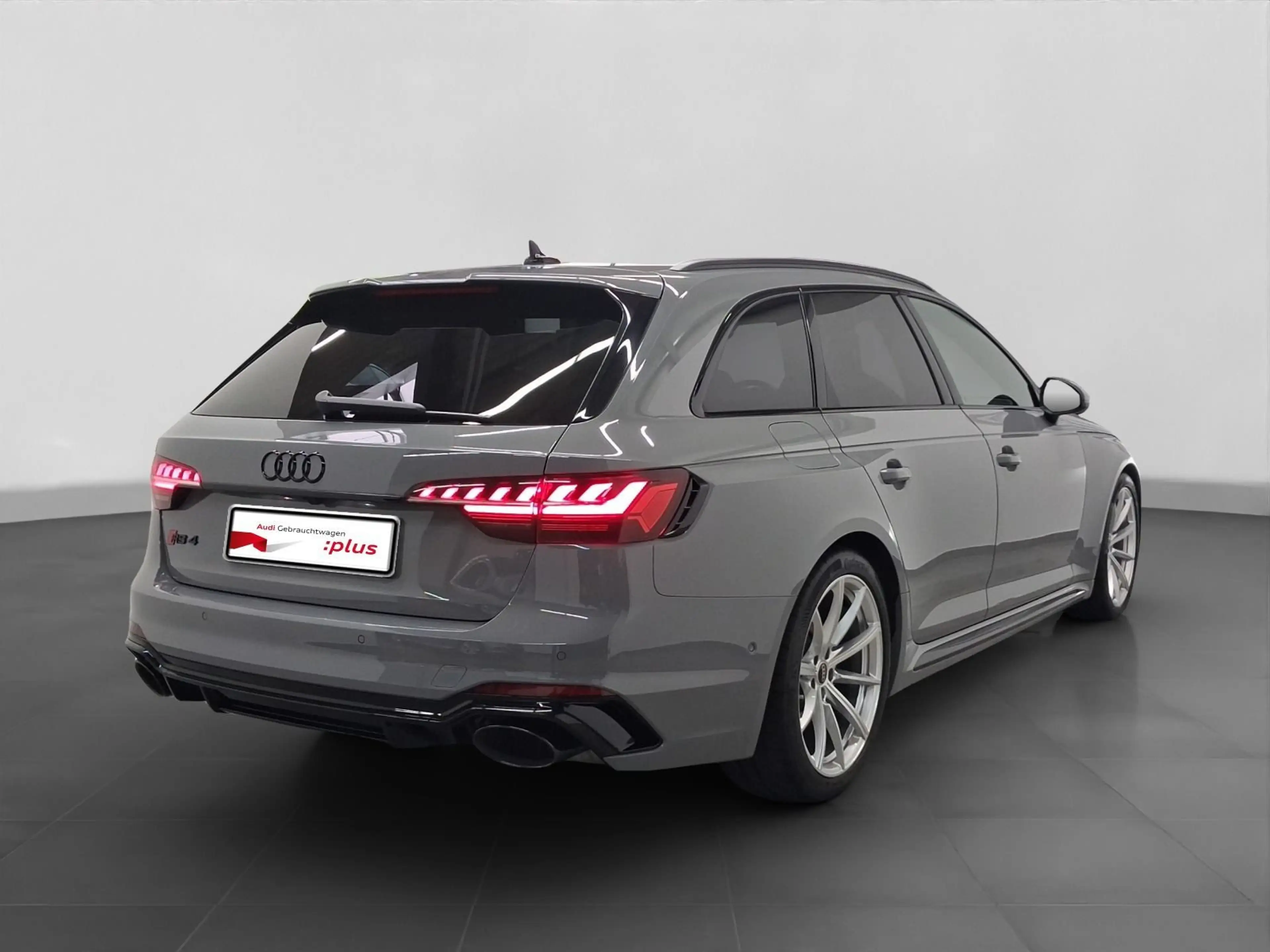 Audi RS4 RS4 Avant TFSI Q MATRIX-LED RS-AGA — photo 3
