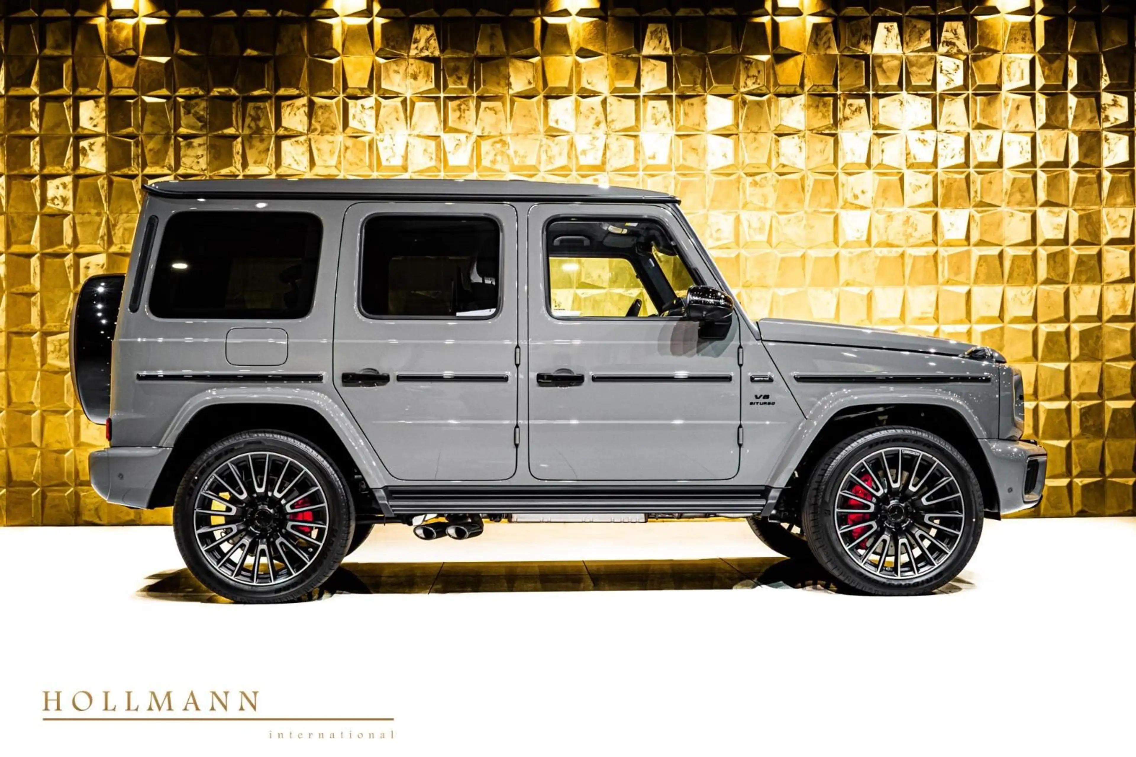Mercedes-Benz G 63 AMG + FACELIFT + CARBON + TV + MY2027 — photo 8