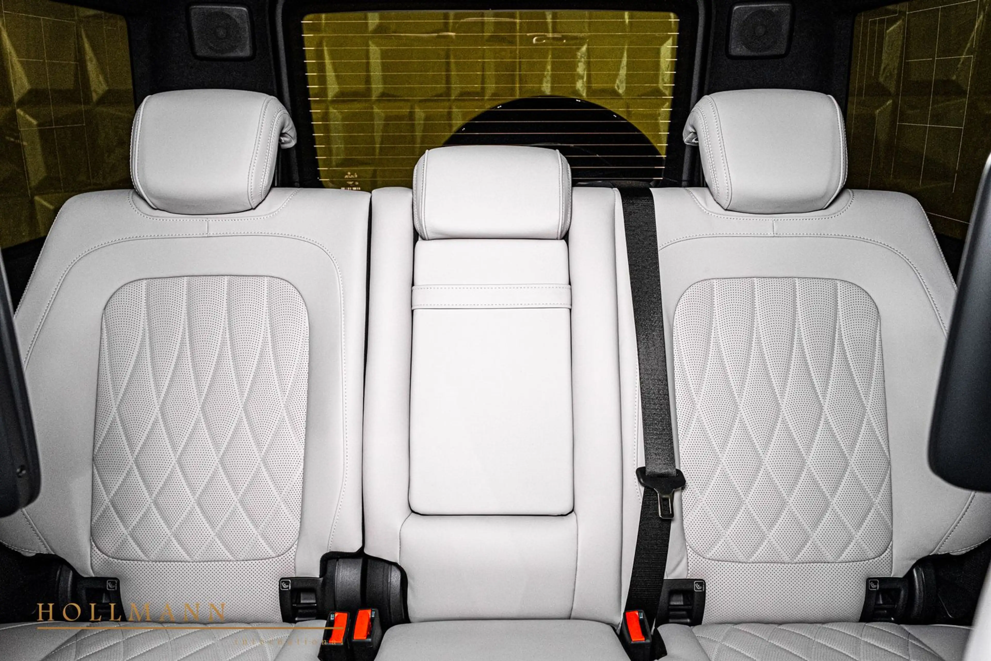 Mercedes-Benz G 63 AMG + FACELIFT + CARBON + TV + MY2027 — photo 15