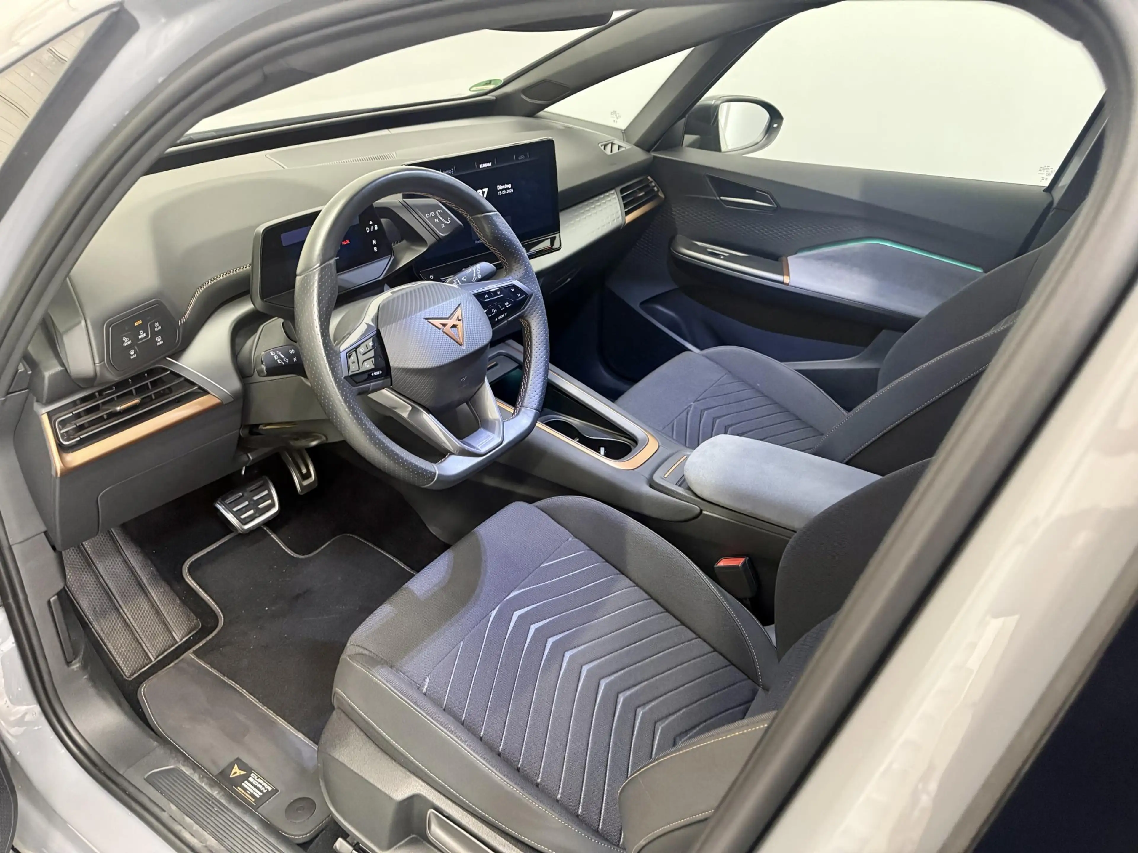 CUPRA Born Essential 62 kWh SOH 96% Carplay / Stoel & Stoel v — photo 4