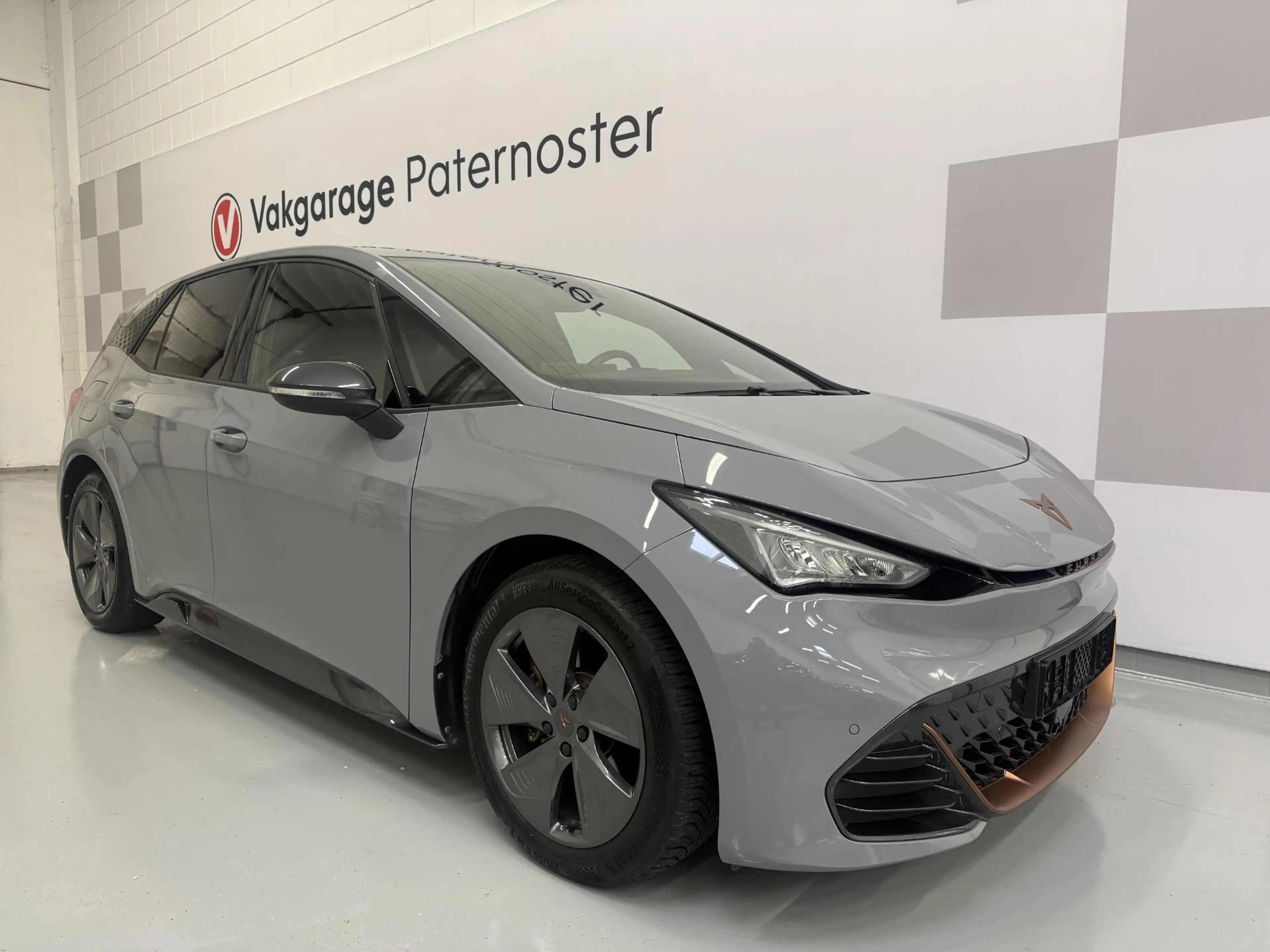 CUPRA Born Essential 62 kWh SOH 96% Carplay / Stoel & Stoel v