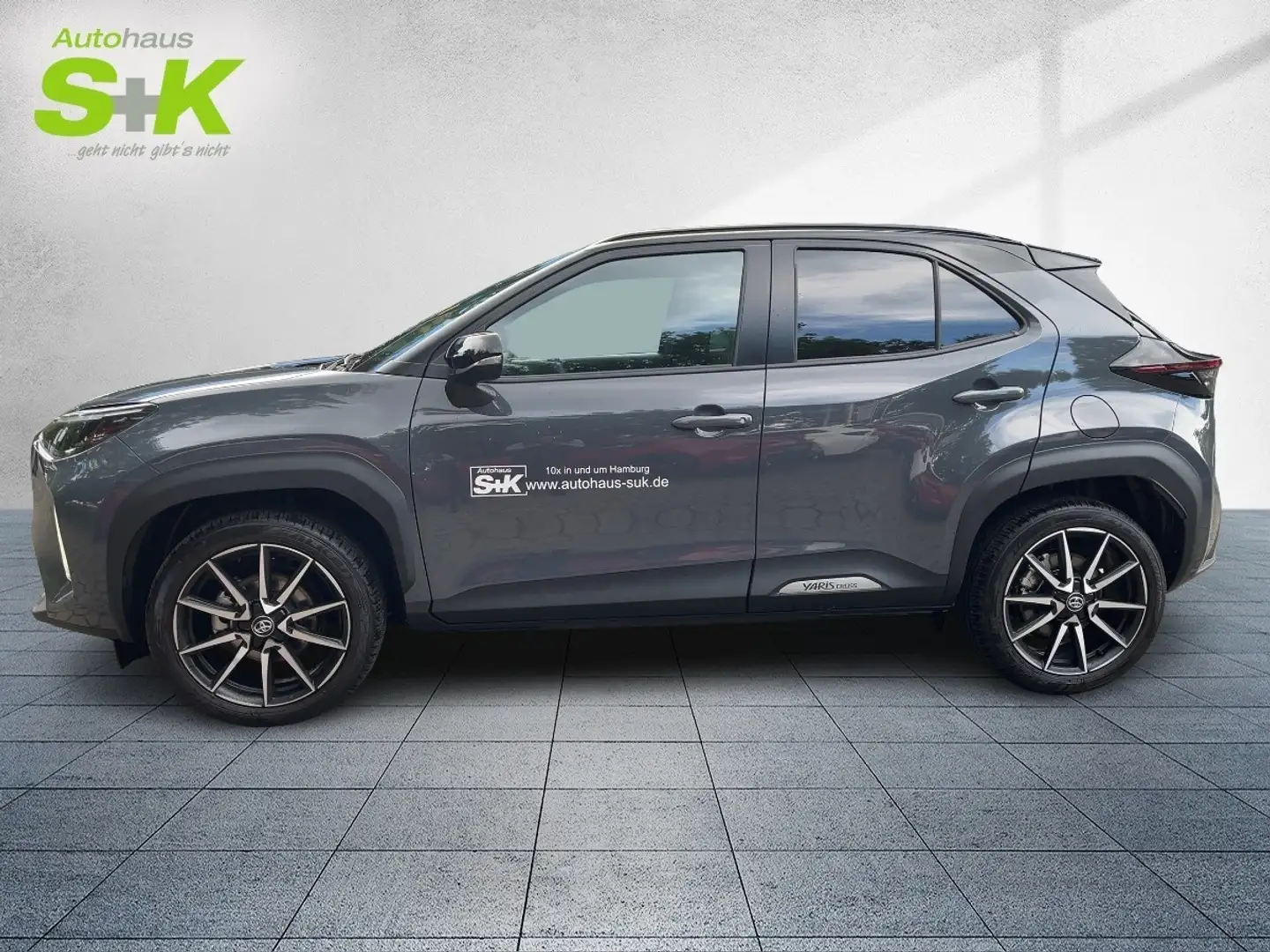 Toyota Yaris Cross GR 1,5-l-VVT Hybrid+R-Kamera+Carplay Grau - 2