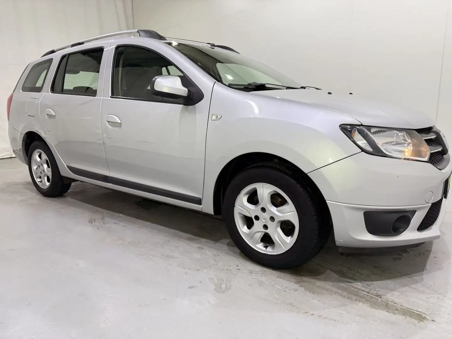 Dacia Logan MCV 0.9 TCe 90 Prestige Navi/Airco Grau - 1