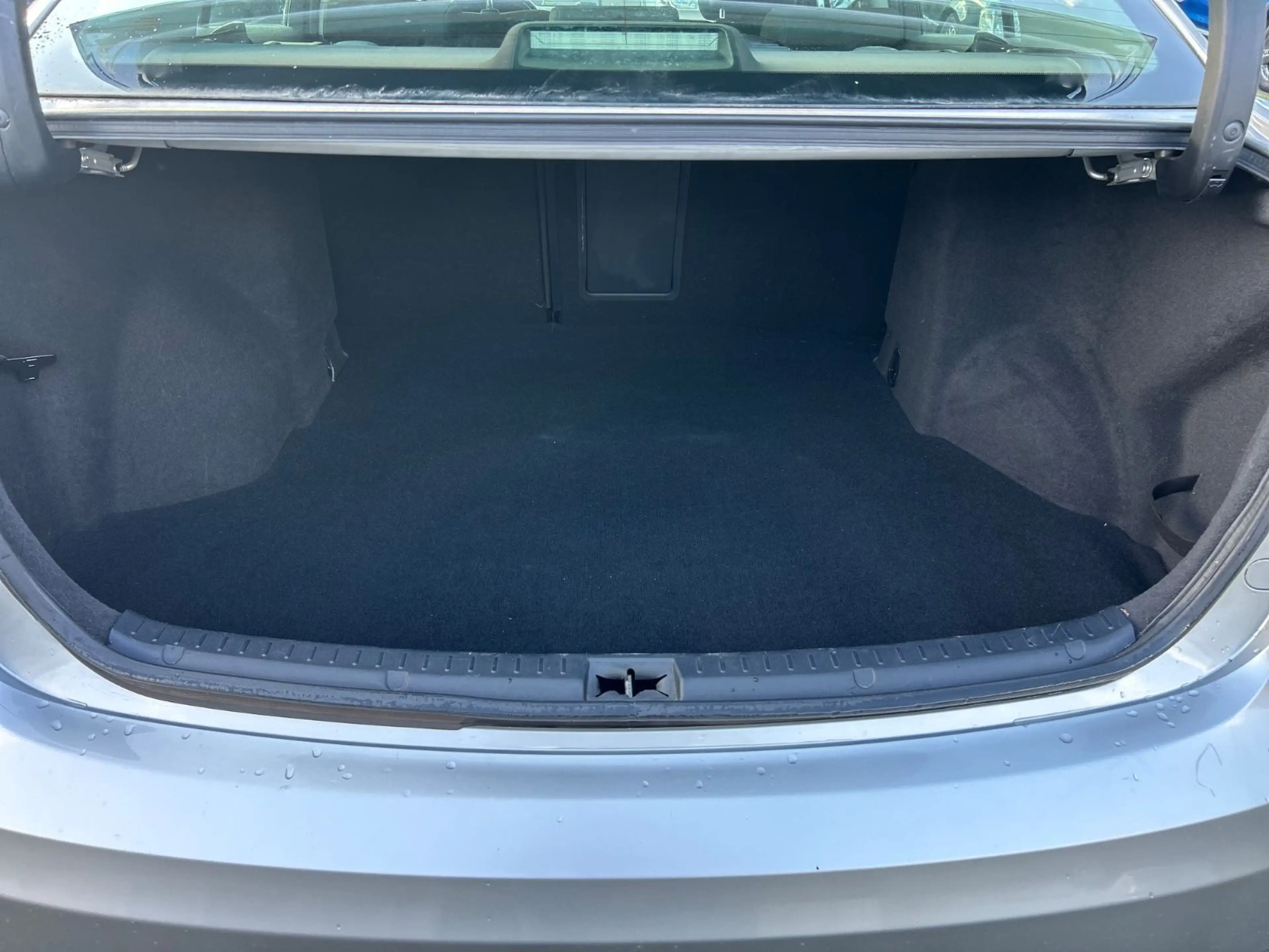 Toyota Avensis Limo. 1.8 2.HAND/AUTOMATIK/SHZG/TÜV NEU — photo 10