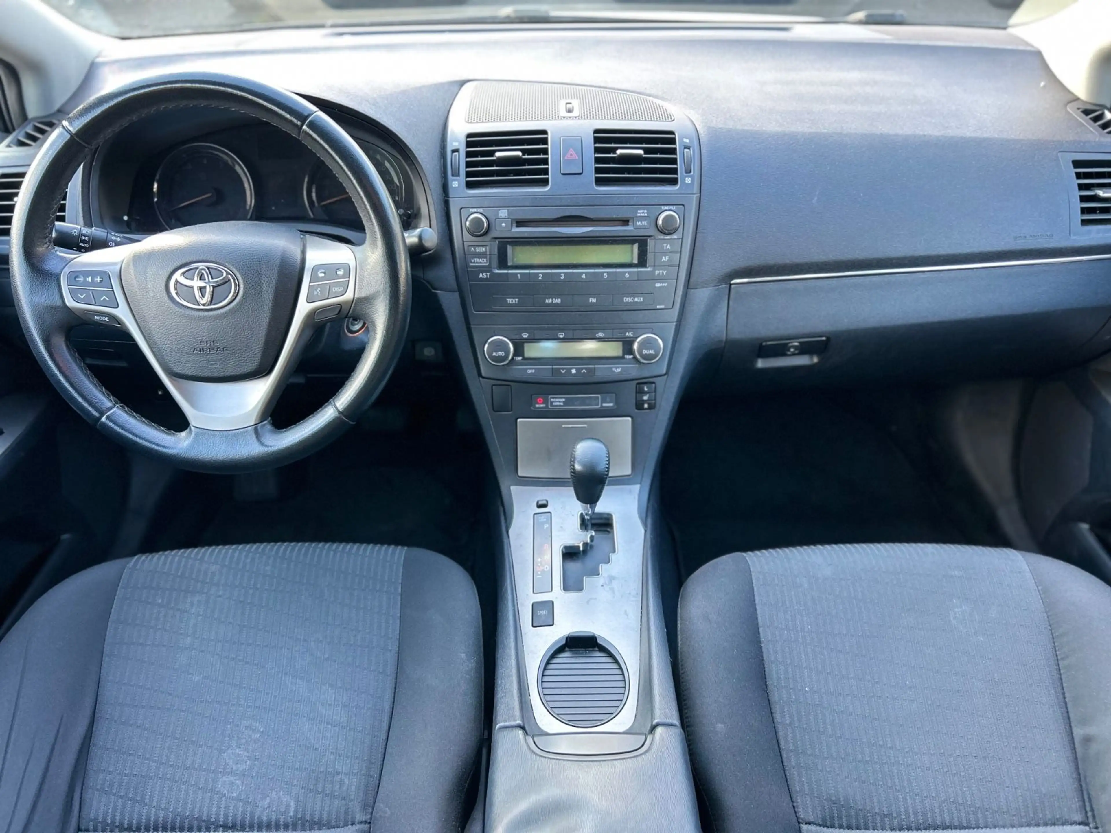 Toyota Avensis Limo. 1.8 2.HAND/AUTOMATIK/SHZG/TÜV NEU — photo 15