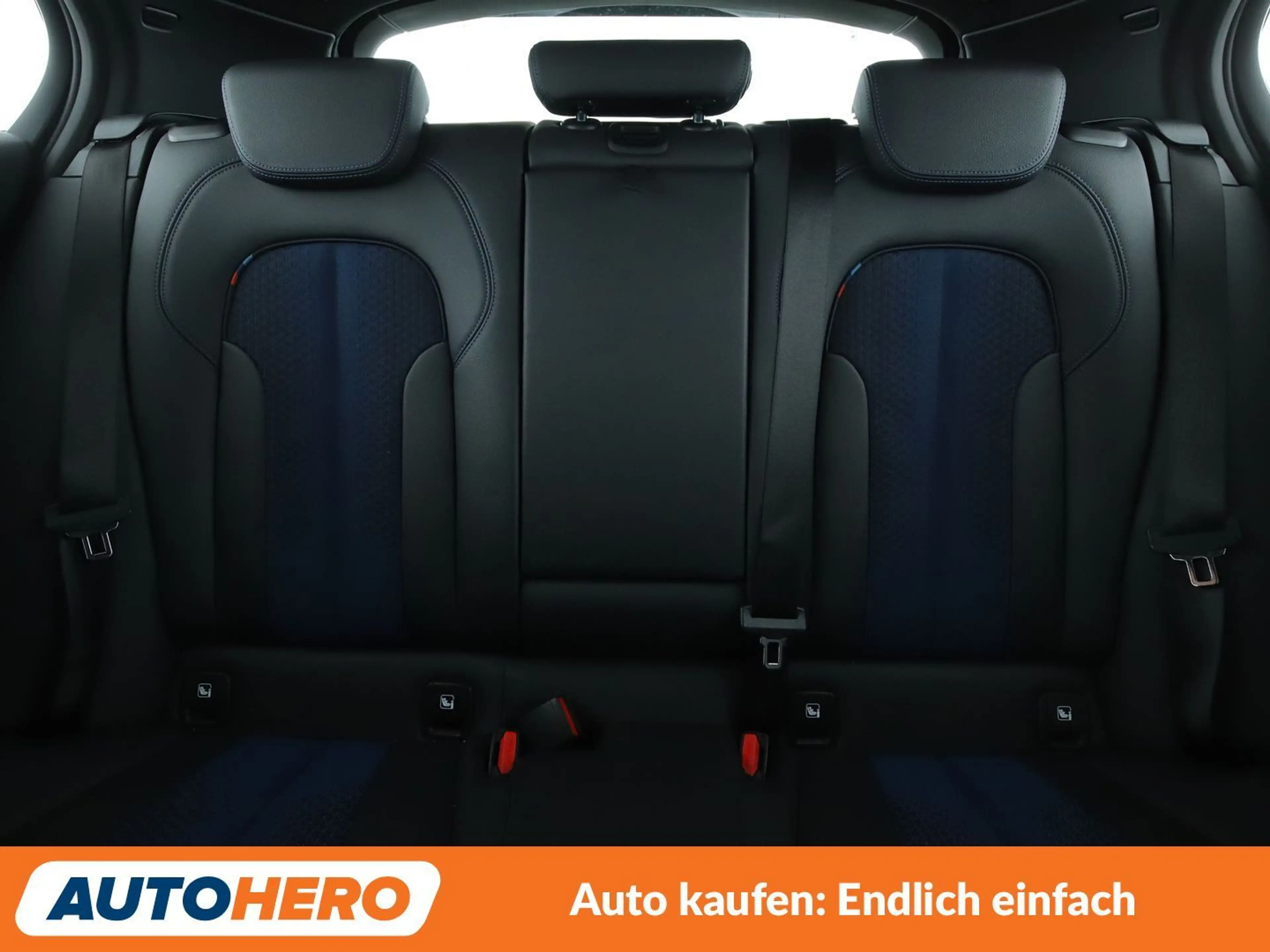 BMW 135 M135i xDrive Aut.*NAV*HUD*LED*TEMP*PDC*SHZ*ALU* — photo 15